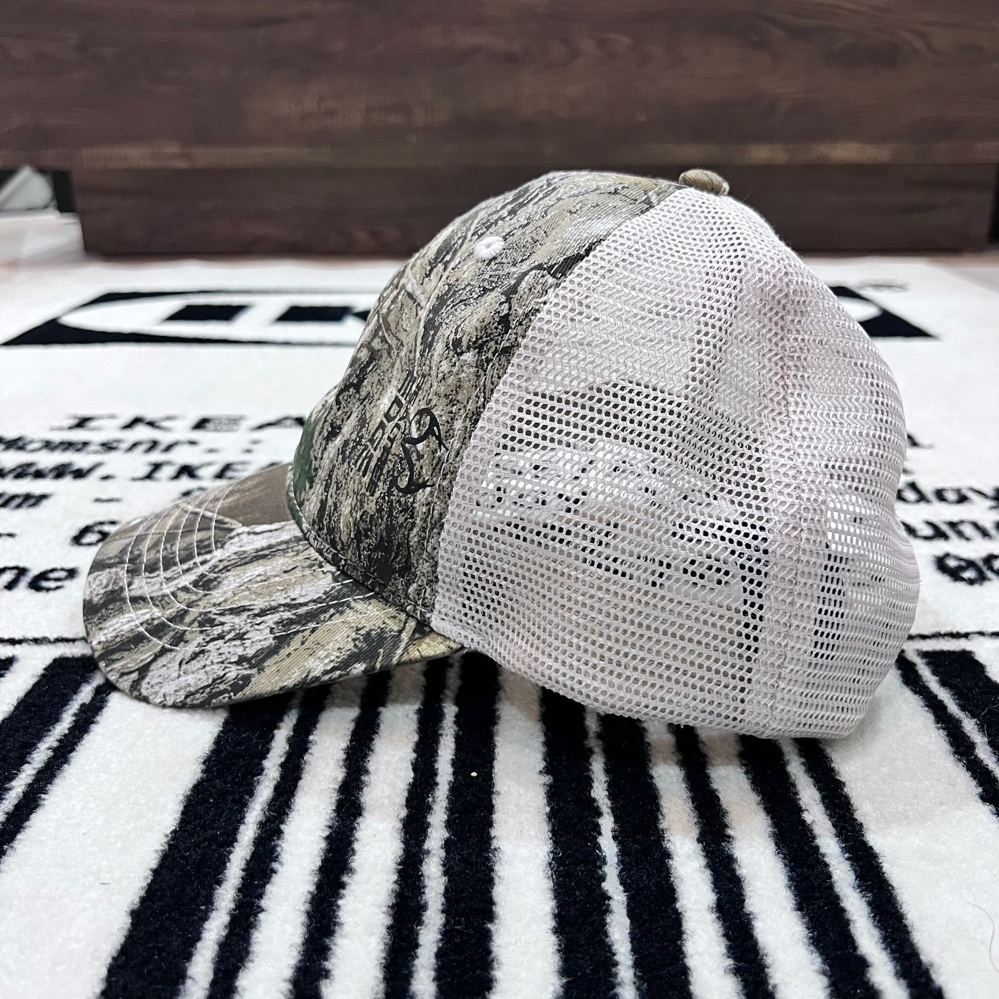 Realtree Real Tree Edge Mesh Back Outdooor Camo Hat - One Size. Size ONE SIZE - 3 Thumbnail