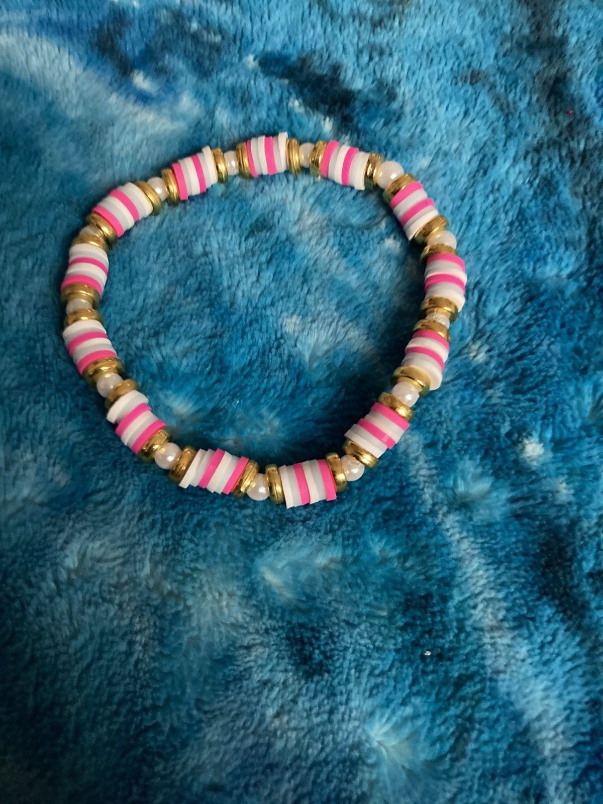 Other Pink white and gold coloured heishi beaded bracelet Size ONE SIZE - 1 Thumbnail