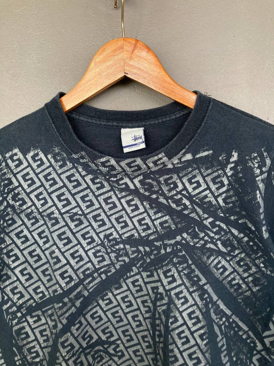 Stussy Vintage Stussy Monogram Tee Size US XS / EU 42 / 0 - 4 Thumbnail