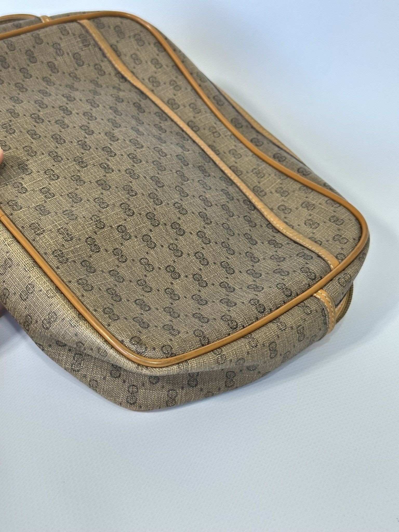 Gucci Gucci Clutch Bag Pouch Vintage GG Monogram Beige Size ONE SIZE - 5 Thumbnail