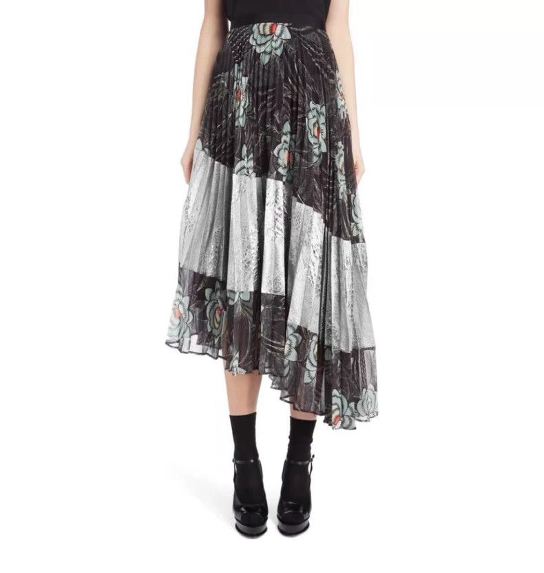 Dries Van Noten Dries Van Noten size:34 Black floral pleated skirt Size 33" - 3 Thumbnail