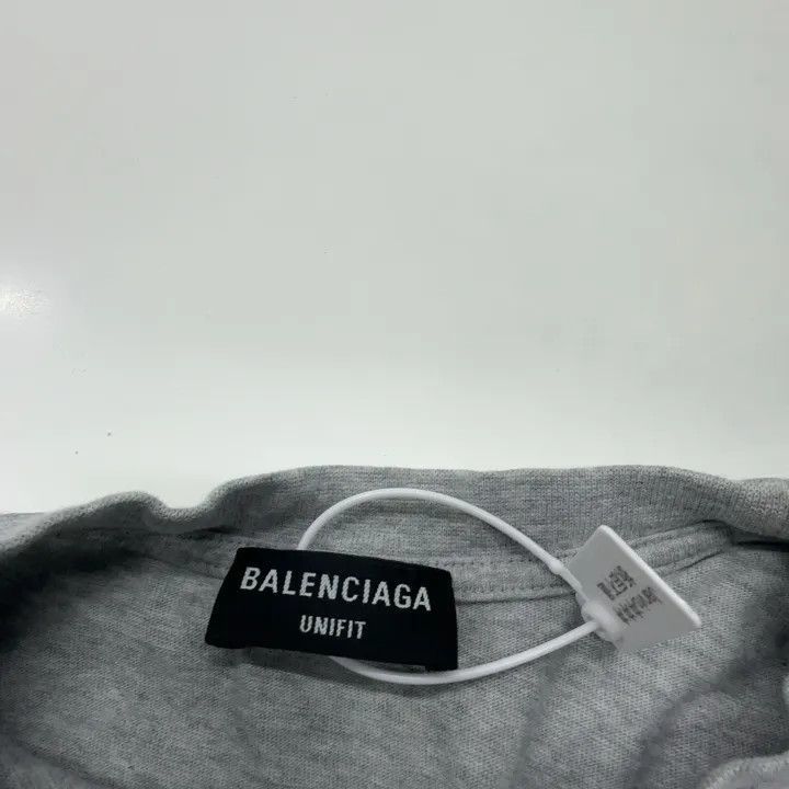 Balenciaga Balenciaga Balenciaga SS22 Printed Logo Casual TShirt -250 Size US XS / EU 42 / 0 - 4 Thumbnail