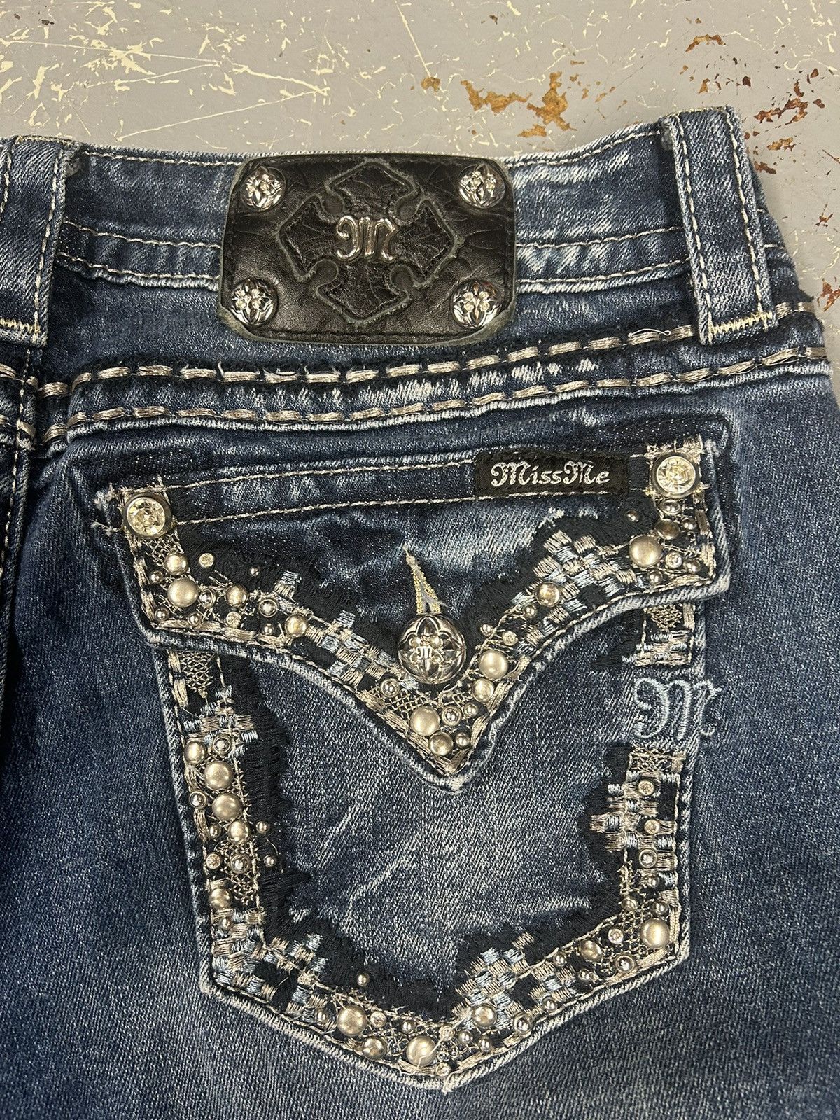 Miss Me × Vintage Crazy Vintage Y2K Miss Me Bejeweled Signature Skinny Jeans Size 32" / US 10 / IT 46 - 3 Thumbnail