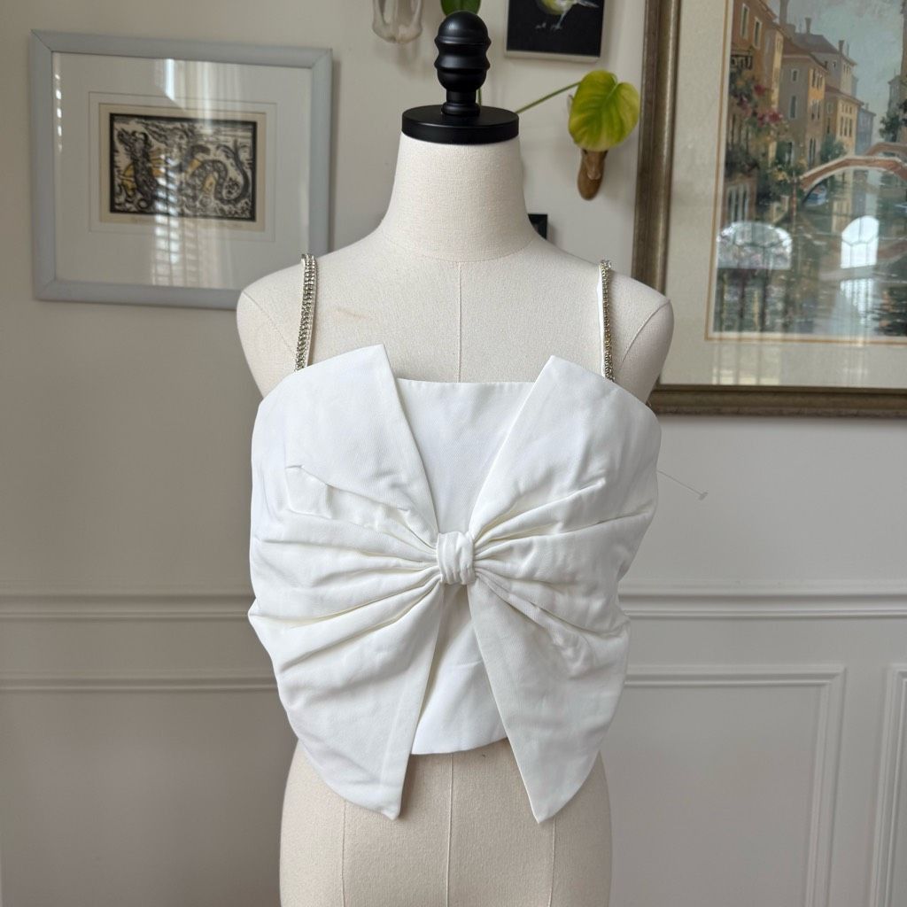 Other NWT Bagatelle White Large Bow Crop Top Rhinestone Straps 8 Size M / US 6-8 / IT 42-44 - 1 Thumbnail