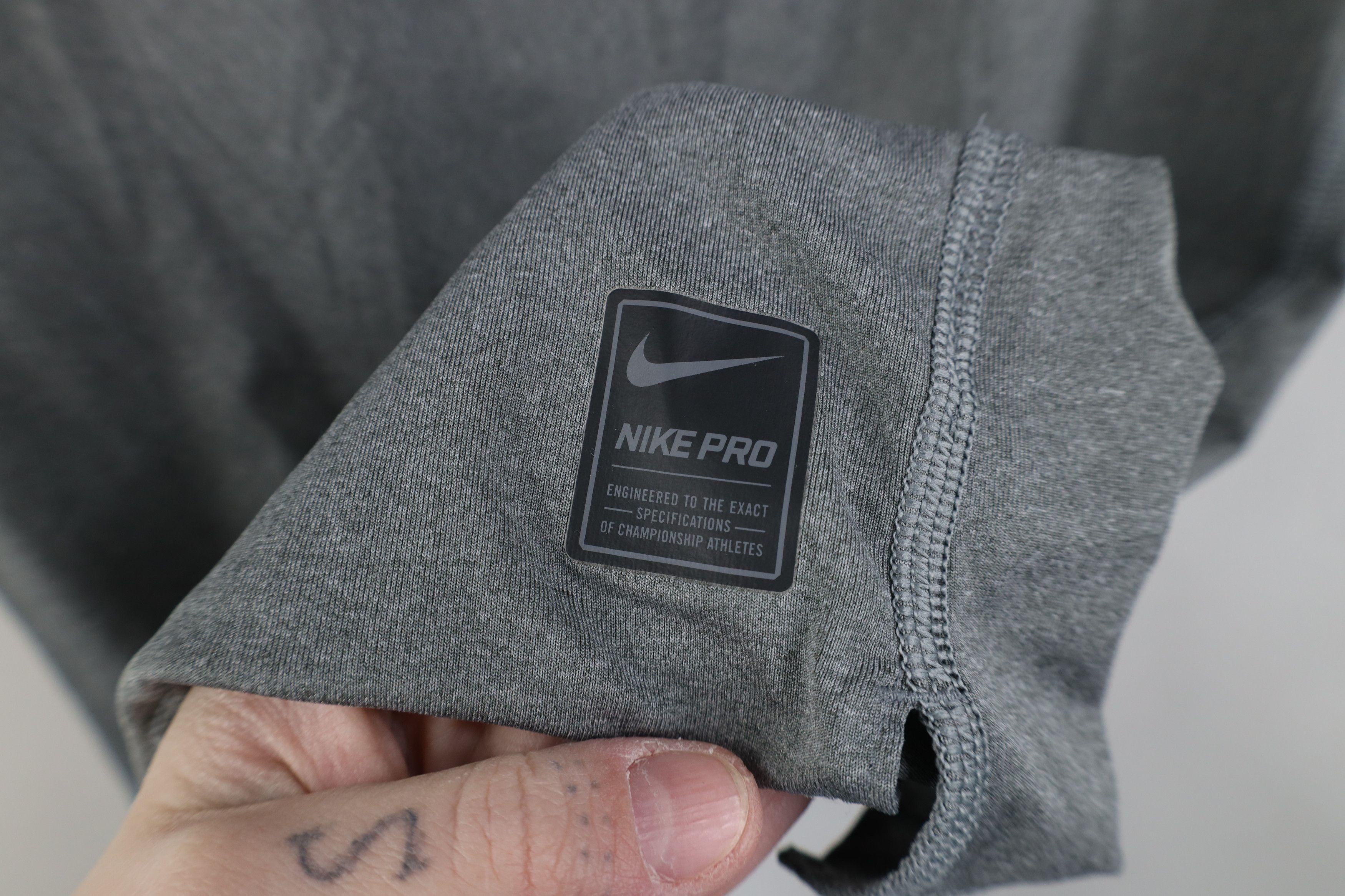 Nike Nike Pro Combat Compression Training Short Sleeve T-Shirt Size US M / EU 48-50 / 2 - 6 Thumbnail