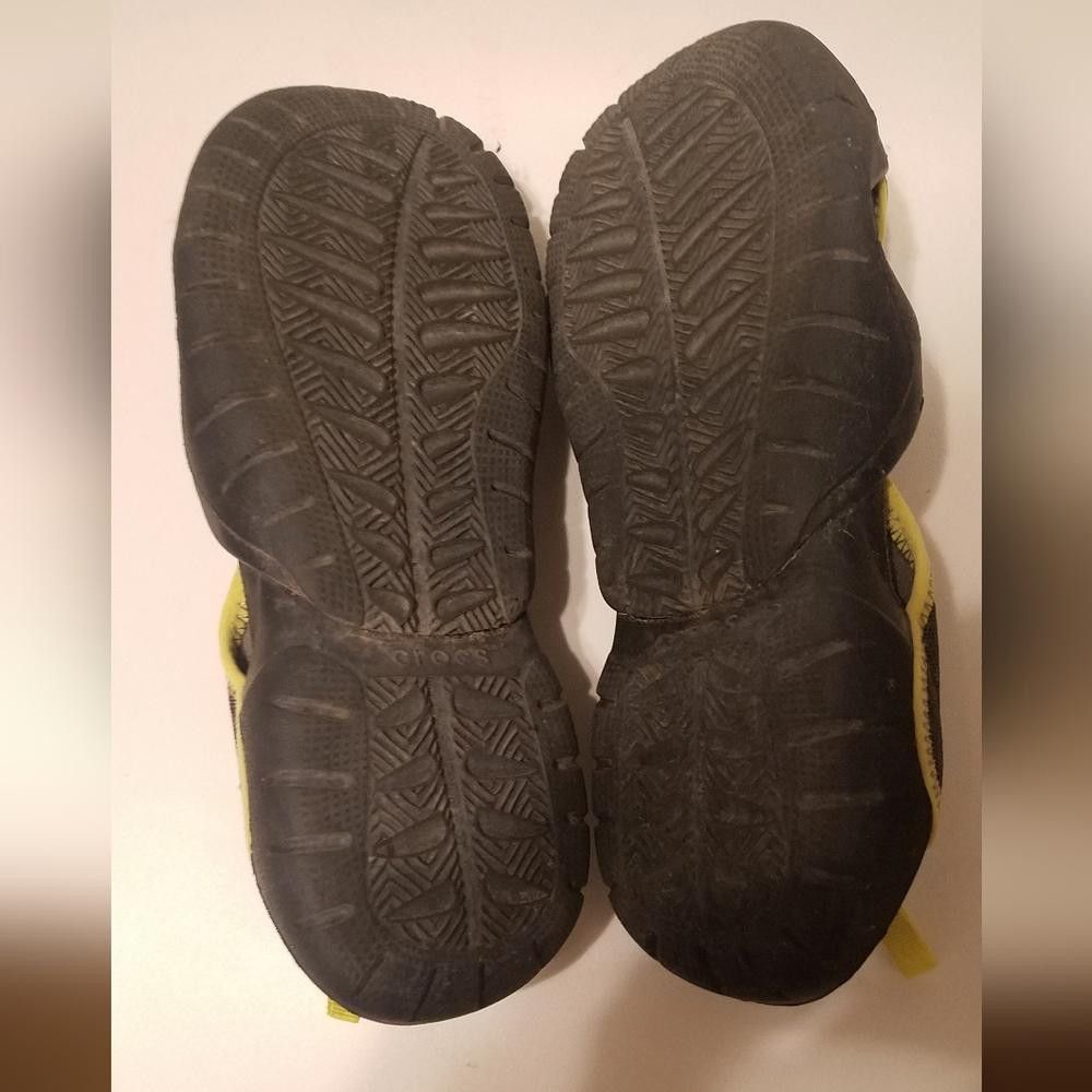 Designer Crocs Gray and Yellow Sandals 9M Size US 9 / EU 42 - 3 Thumbnail