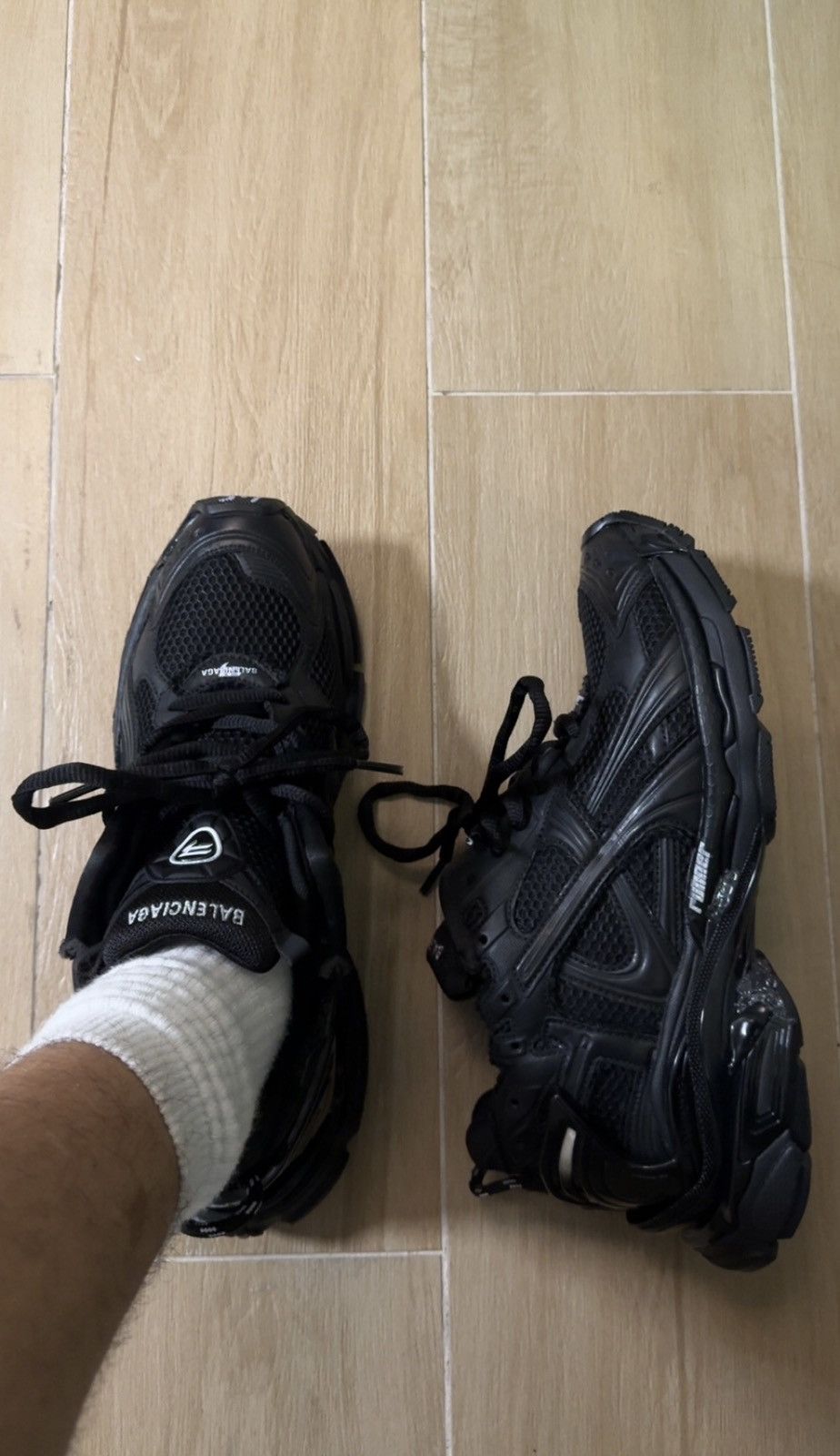 Balenciaga Black Balenciaga Runners Size US 12 / EU 45 - 1 Thumbnail