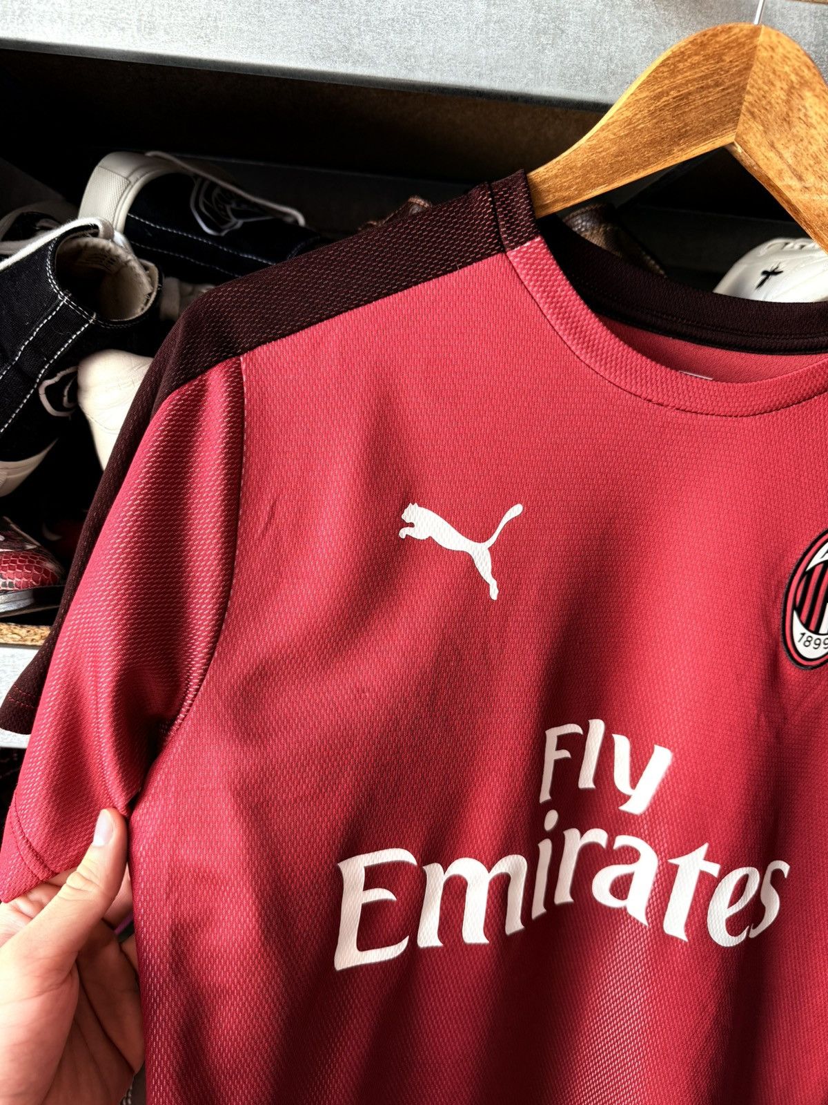 Puma AC MILAN PUMA ITALY 2018-19 FOOTBALL SOCCER SHIRT JERSEY Size US S / EU 44-46 / 1 - 3 Thumbnail