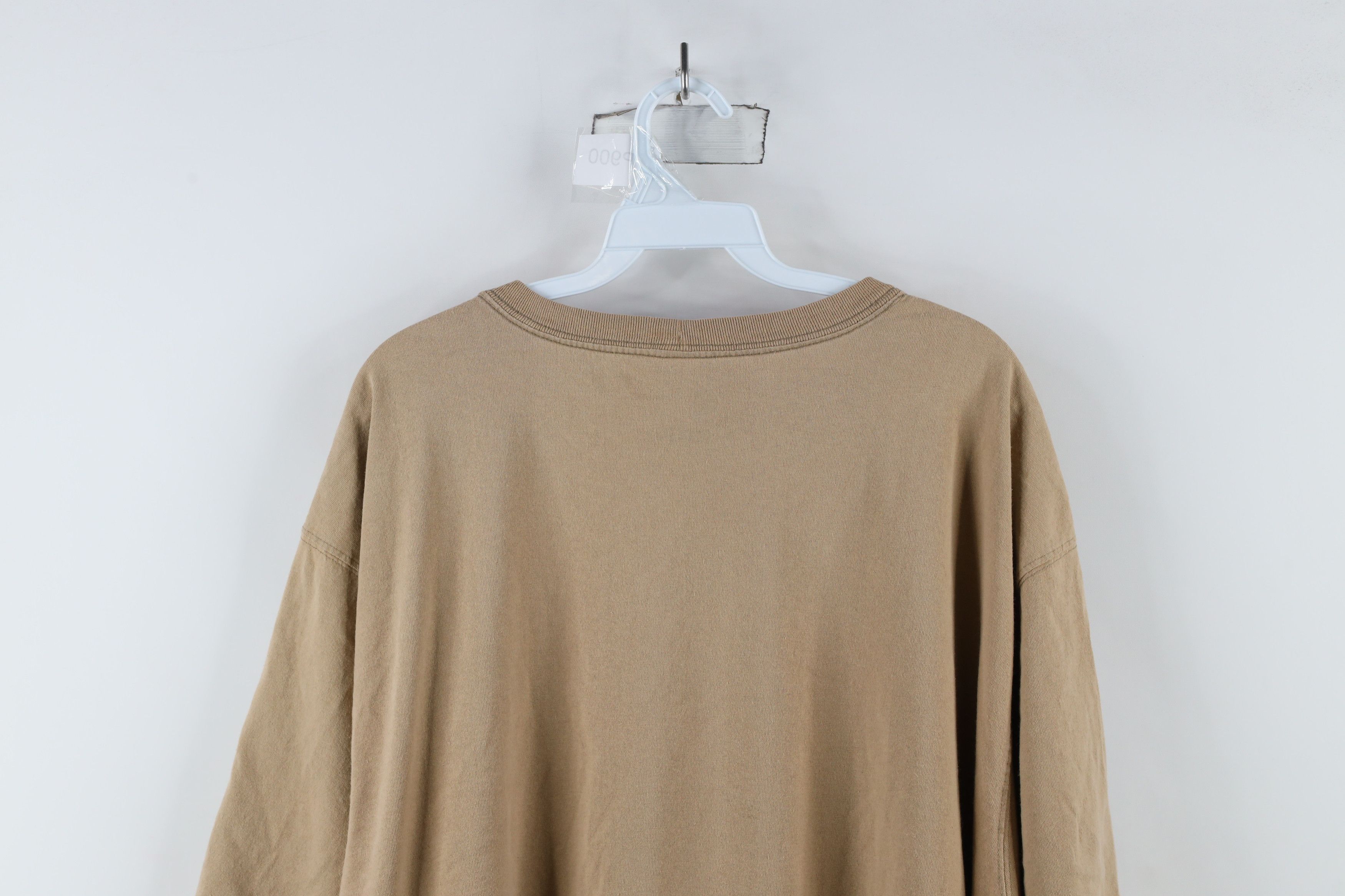 Carhartt × Vintage Vintage Carhartt Faded Spell Out Pocket T-Shirt Beige Tan Size US XXL / EU 58 / 5 - 10 Thumbnail