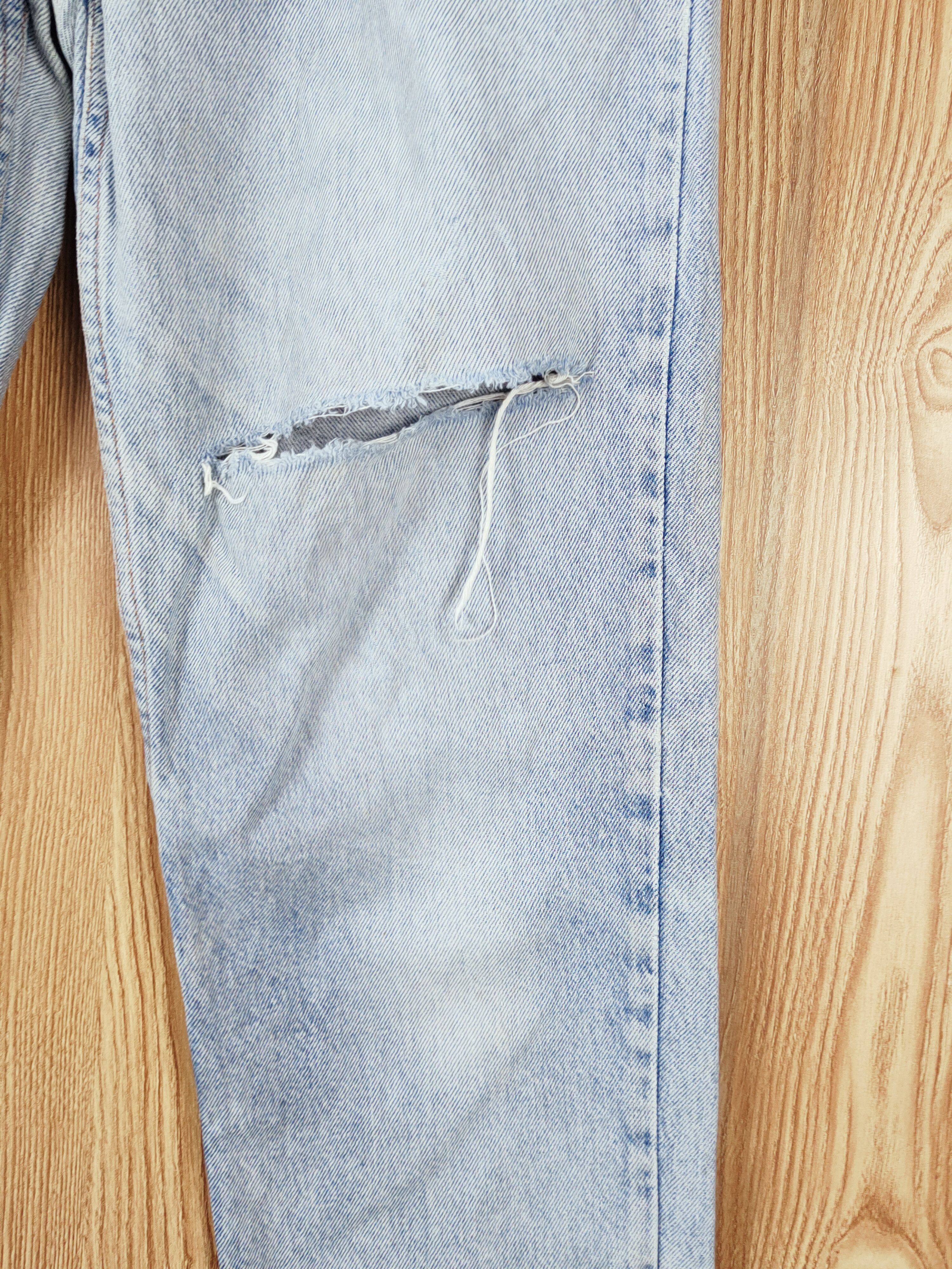 Calvin Klein × Vintage Calvin Klein Blue Faded Distressed Ripped Jeans Size US 31 - 6 Thumbnail