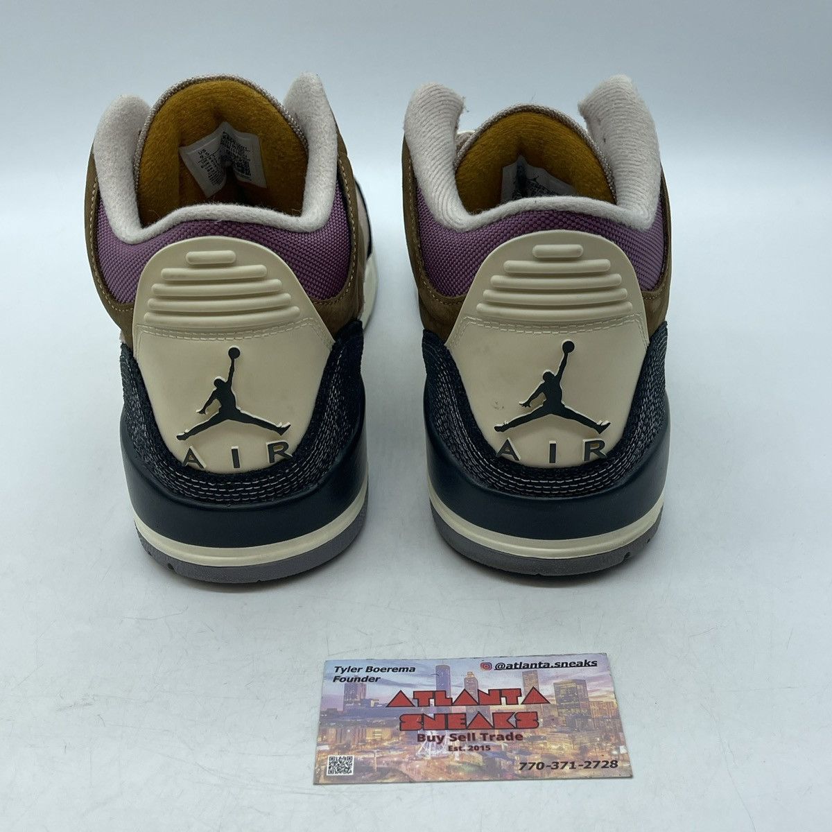 Jordan Brand Air Jordan 3 winterized Size US 9.5 / EU 42-43 - 3 Thumbnail