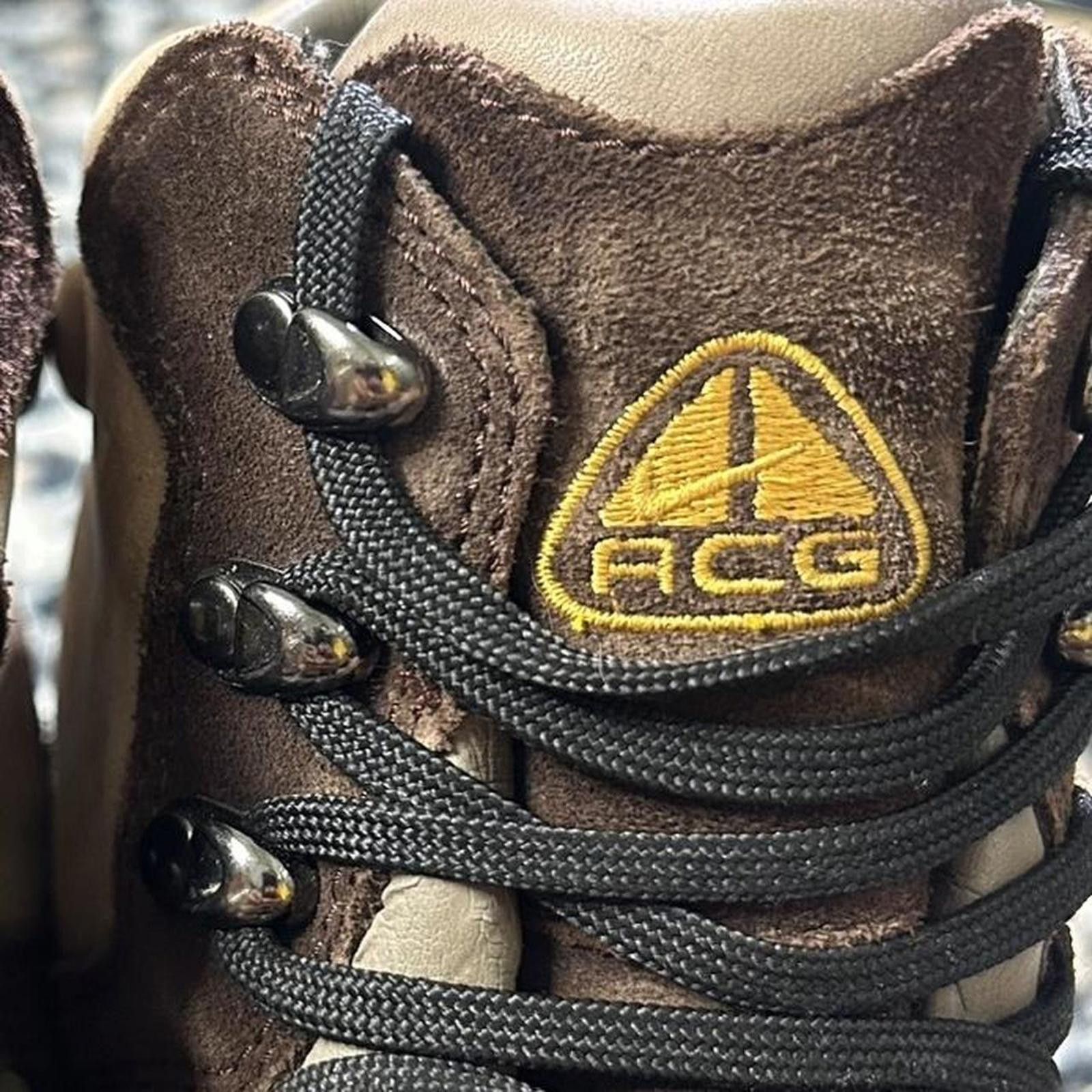 Nike ACG 2003 Nike ACG Waterproof Goretex Hiking Boots size 9.5 Mens Size US 9.5 / EU 42-43 - 5 Thumbnail