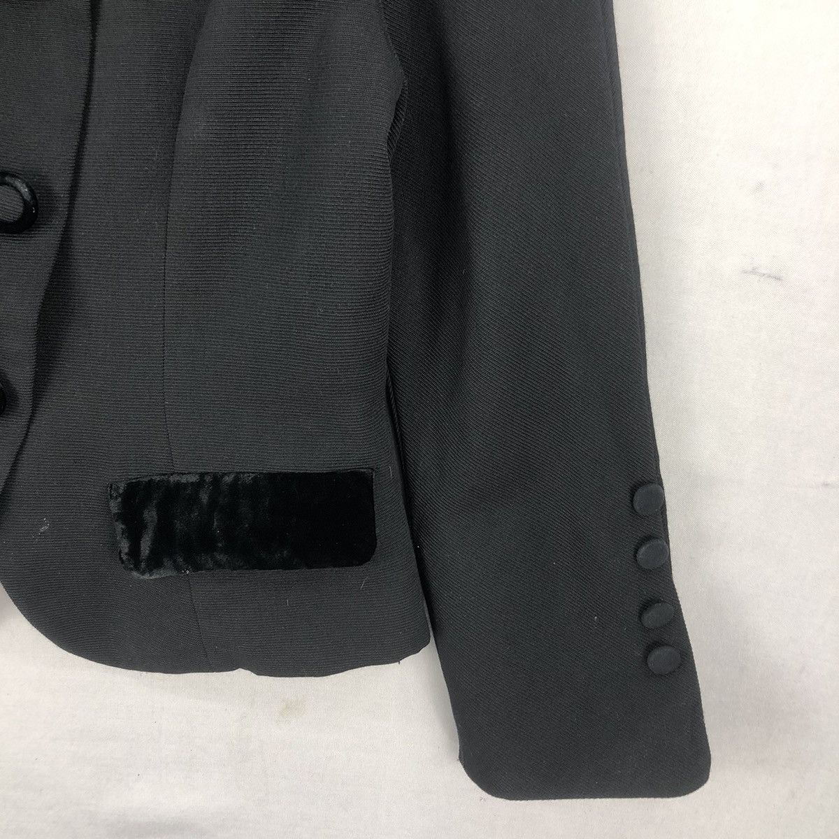 Dior Vintage Christian Dior Velvet Cropped Jacket Size S / US 4 / IT 40 - 3 Thumbnail