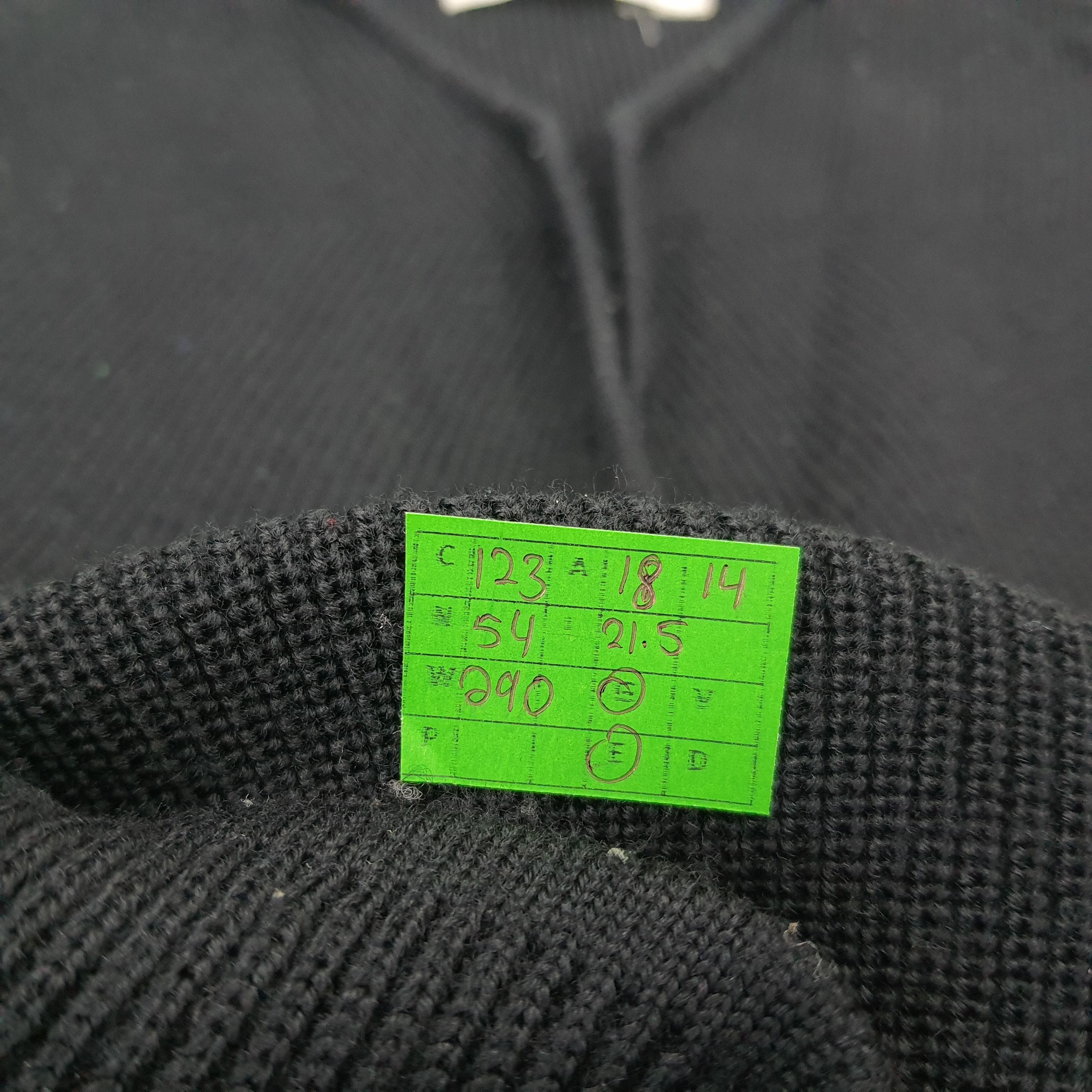 Balenciaga × Vintage Vintage Balenciaga Paris Knitwear Vests Size S / US 4 / IT 40 - 9 Thumbnail