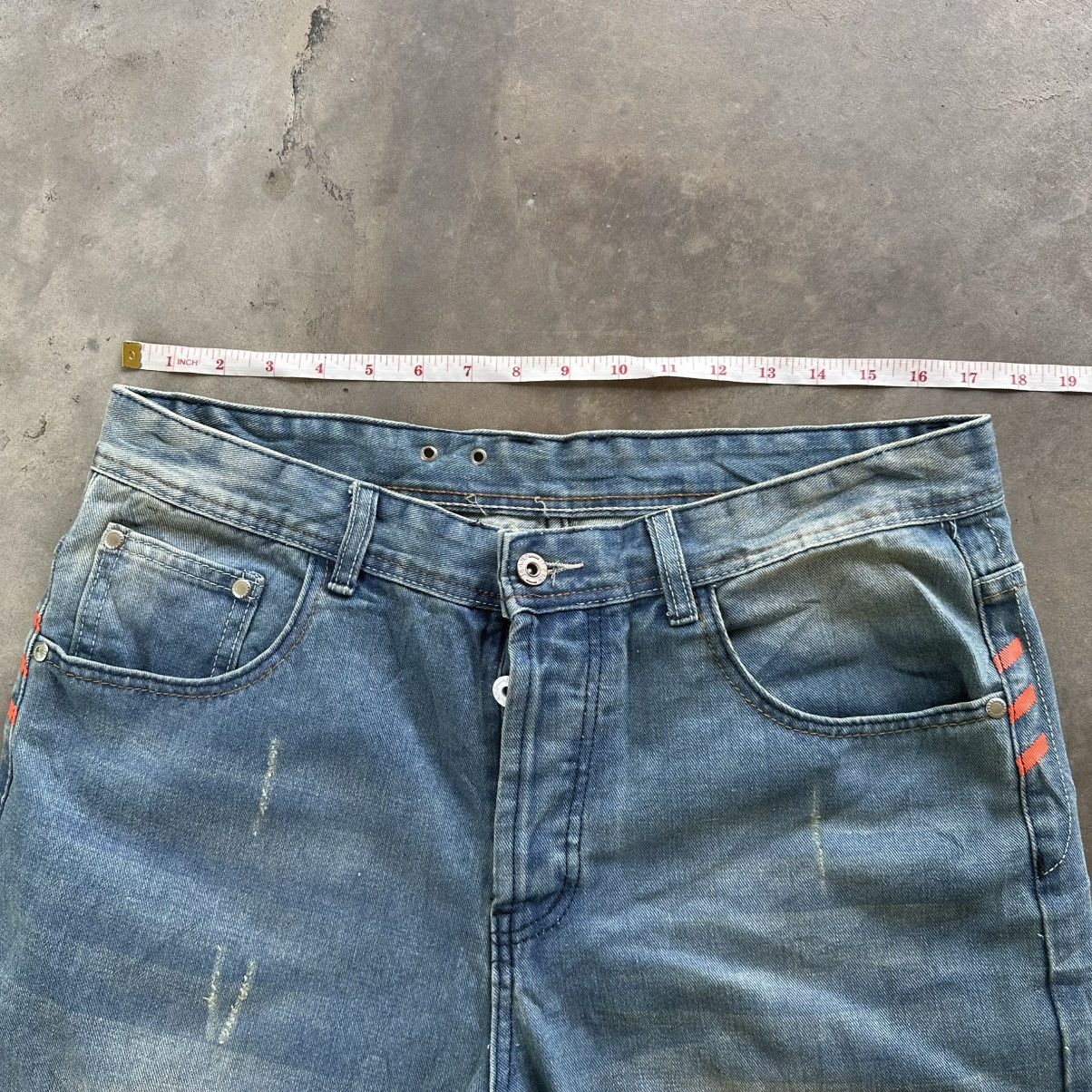 Japanese Brand Vintage Japanese Distressed Faded Denim Jean Pant W34 Size US 34 / EU 50 - 9 Thumbnail