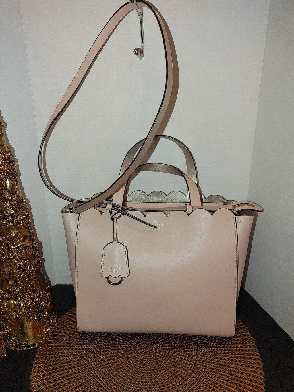 Kate Spade Kate Spade Magnolia Street Mina Scalloped Tote Size ONE SIZE - 1 Thumbnail