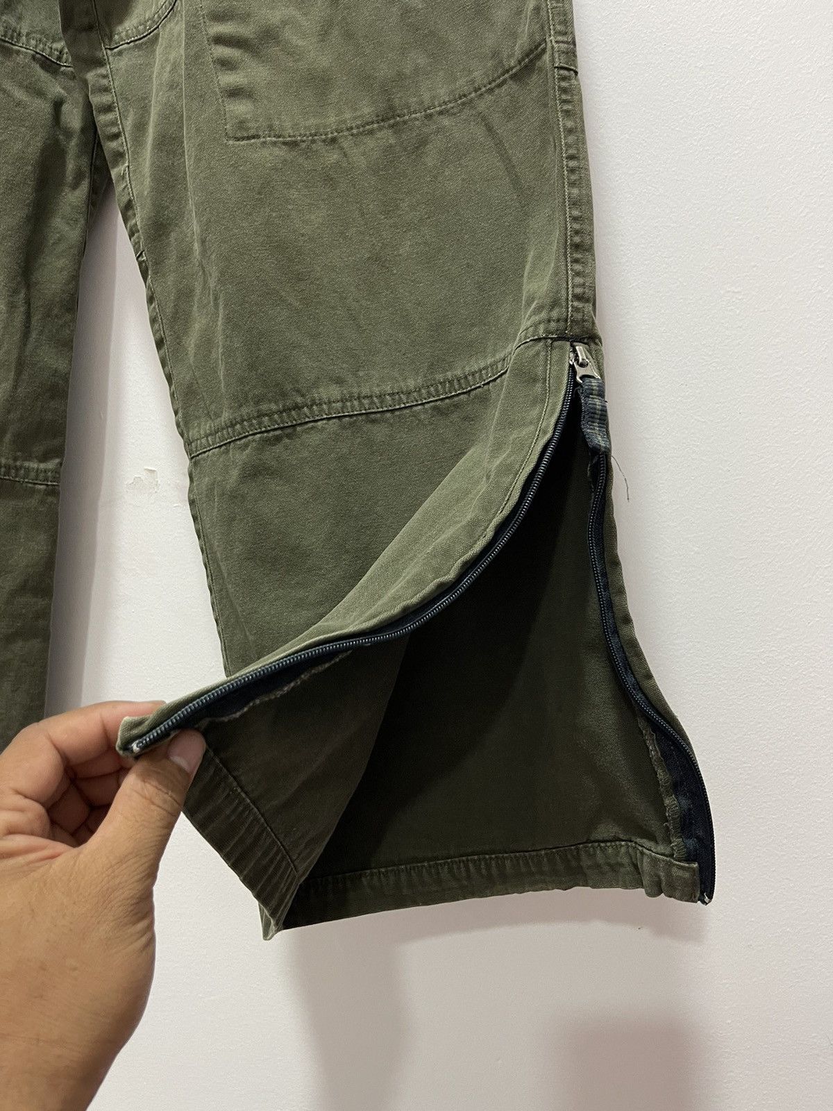 Japanese Brand JAPANESE DESIGN MULTIPOCKET BAGGY STYLE CARPENTER ZIPPER LEG Size US 31 - 8 Thumbnail