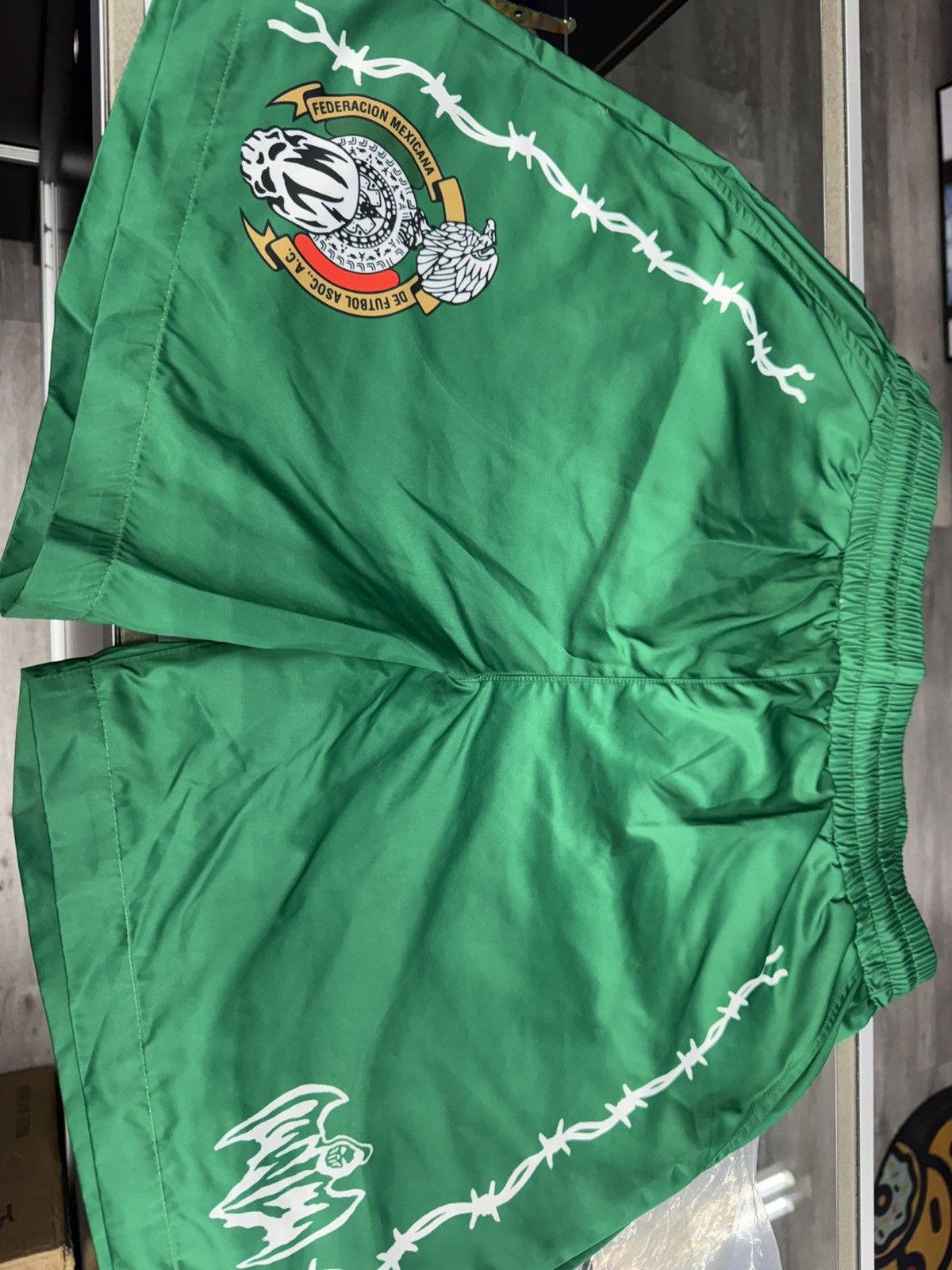 Warren Lotas Warren lotas mexico soccer shorts size xl Size US 36 / EU 52 - 1 Thumbnail
