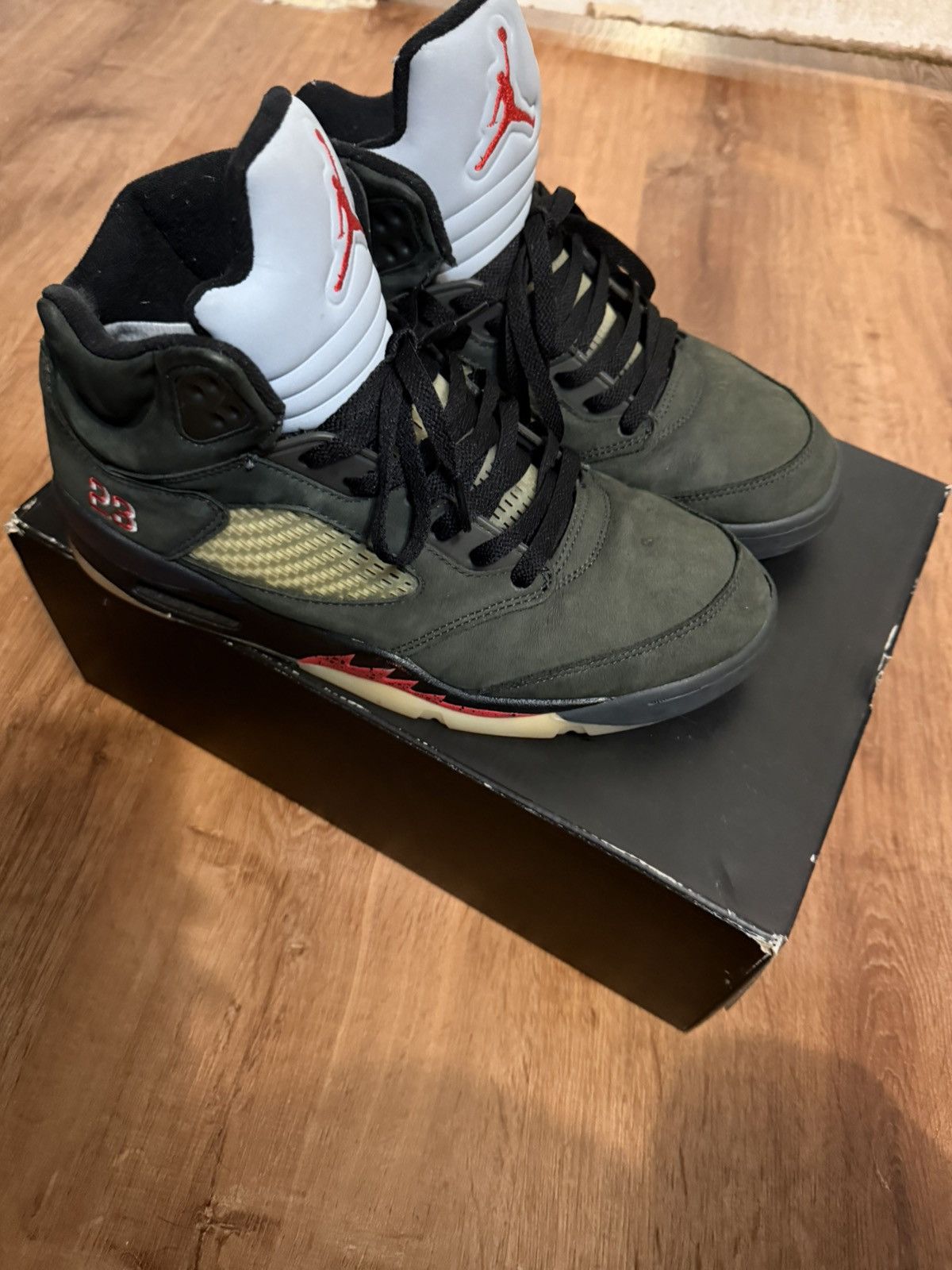 Jordan Brand Jordan 5 GORE-TEX Size US 10.5 / EU 43-44 - 1 Thumbnail