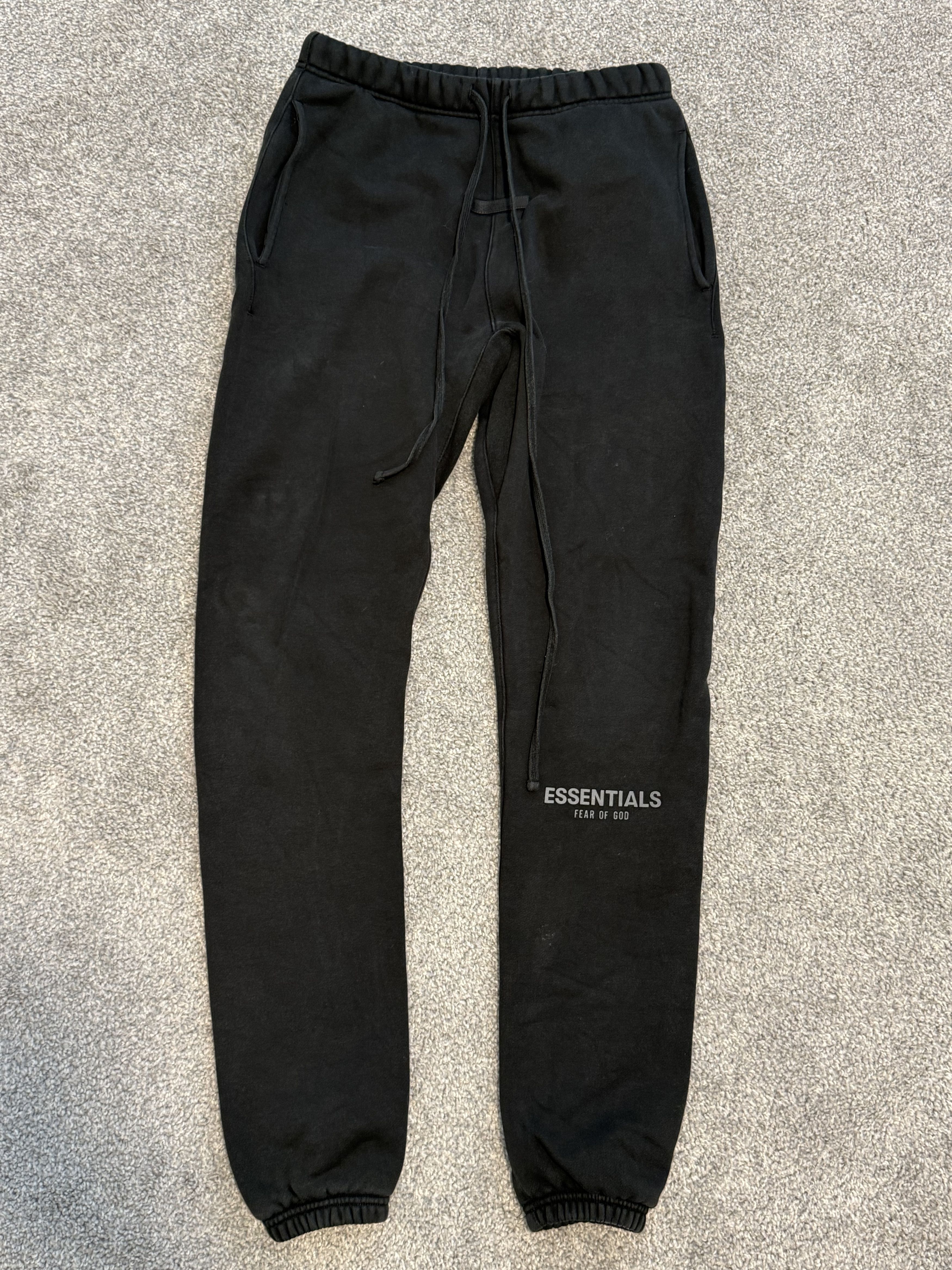 Fear of God Fear of God Essentials Sweatpants Black Size US 30 / EU 46 - 1 Thumbnail