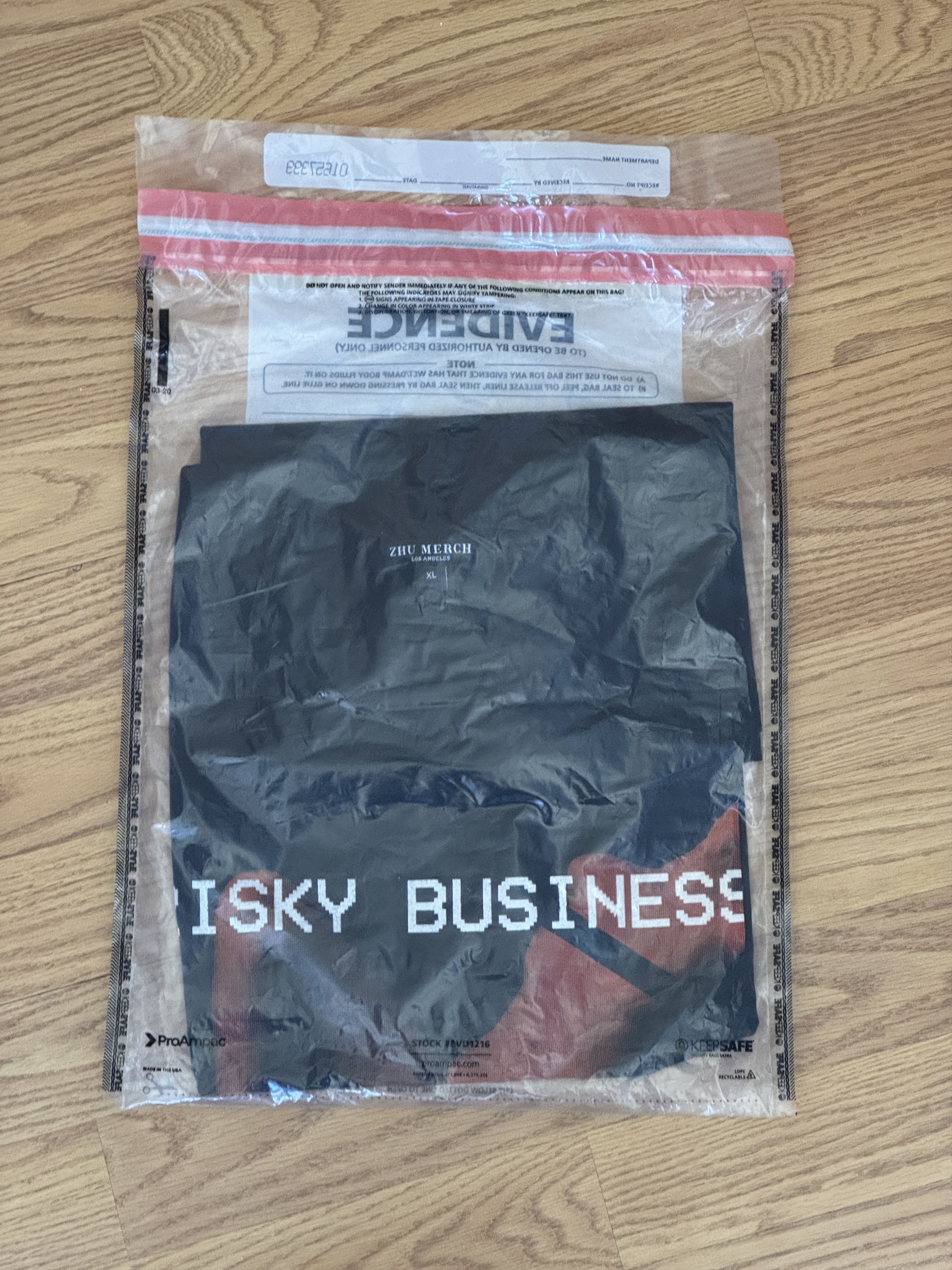 Other ZHU Risky Business Woman T-Shirt Size US XL / EU 56 / 4 - 1 Thumbnail