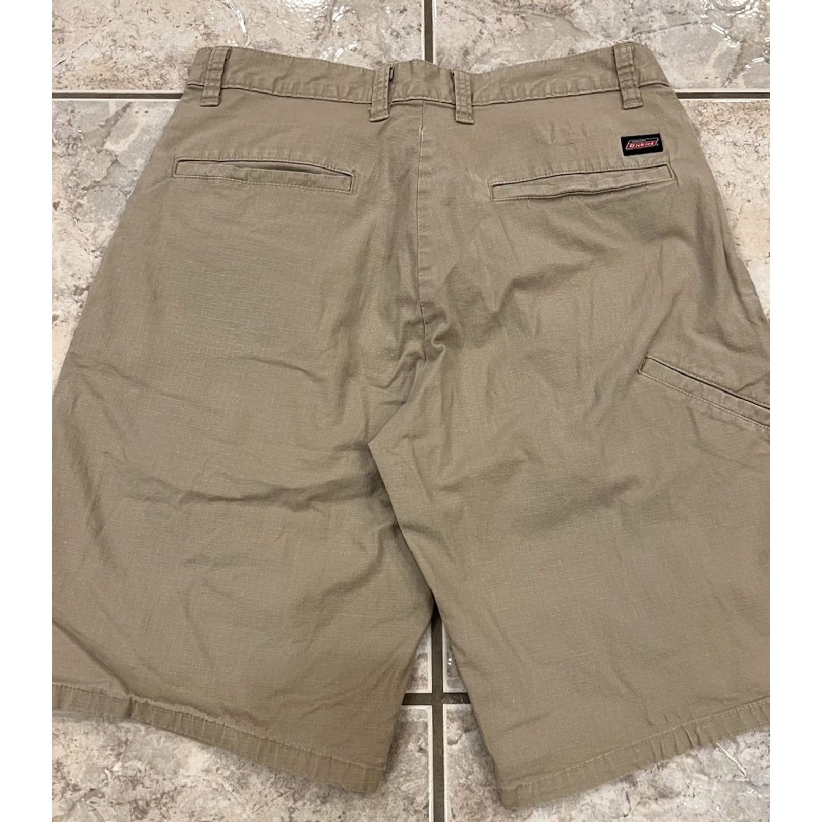 Dickies Dickies Work Shorts Mens Size 30 Regular Fit Beige Khaki Tan Ripstop Tech 11" Size US 30 / EU 46 - 2 Thumbnail