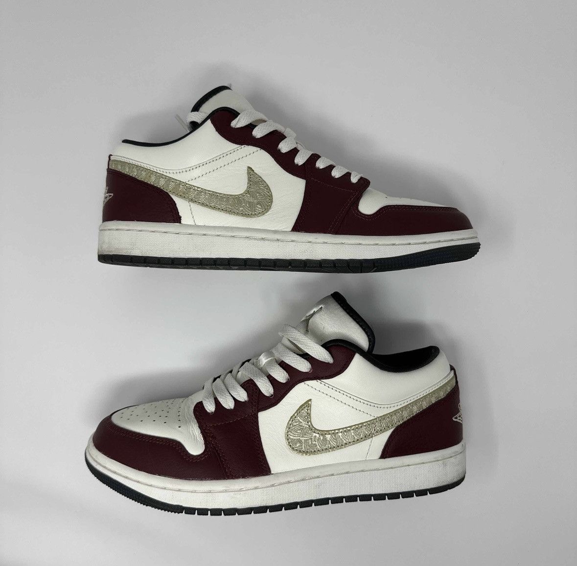 Jordan Brand Nike Women’s Air Jordan 1 Low SE Year of the Dragon Size 8.5 Size US 8.5 / IT 38.5 - 1 Thumbnail