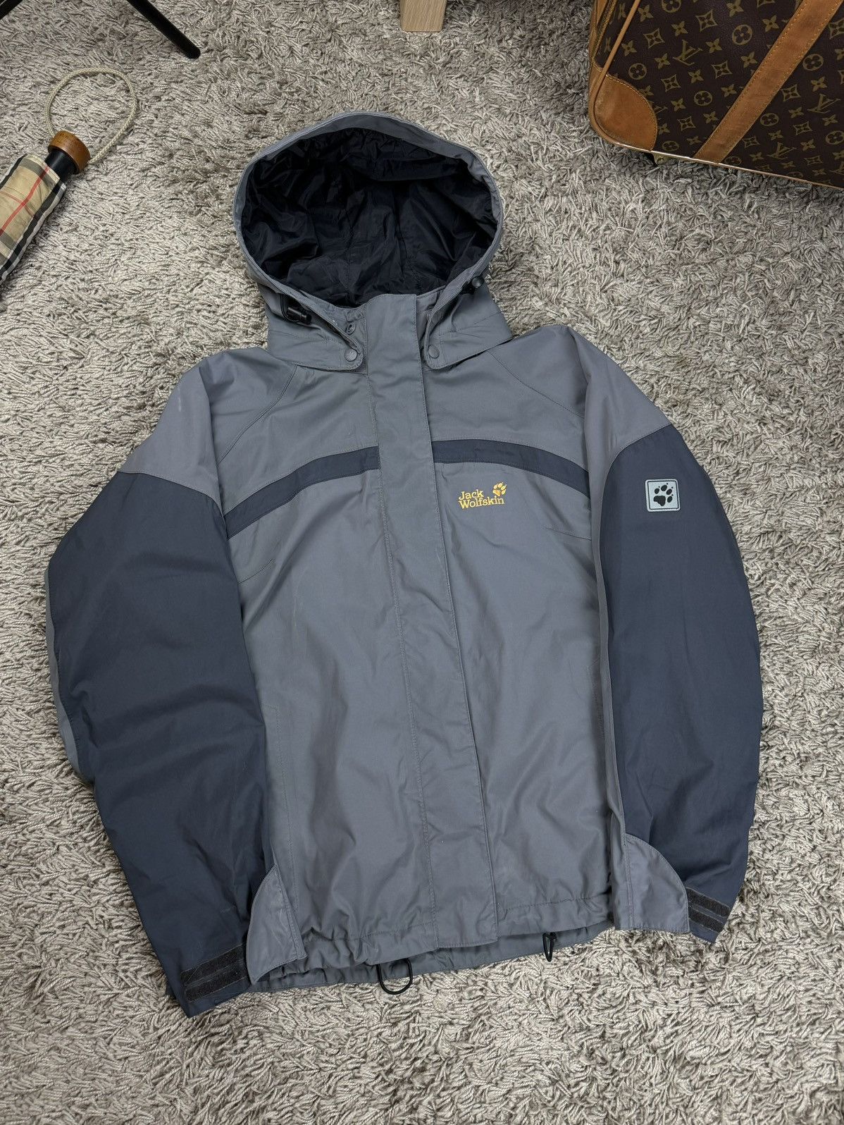 Jack Wolfskin Light jacket Jack Wolfskin original casual outdoors item Size US XL / EU 56 / 4 - 1 Thumbnail