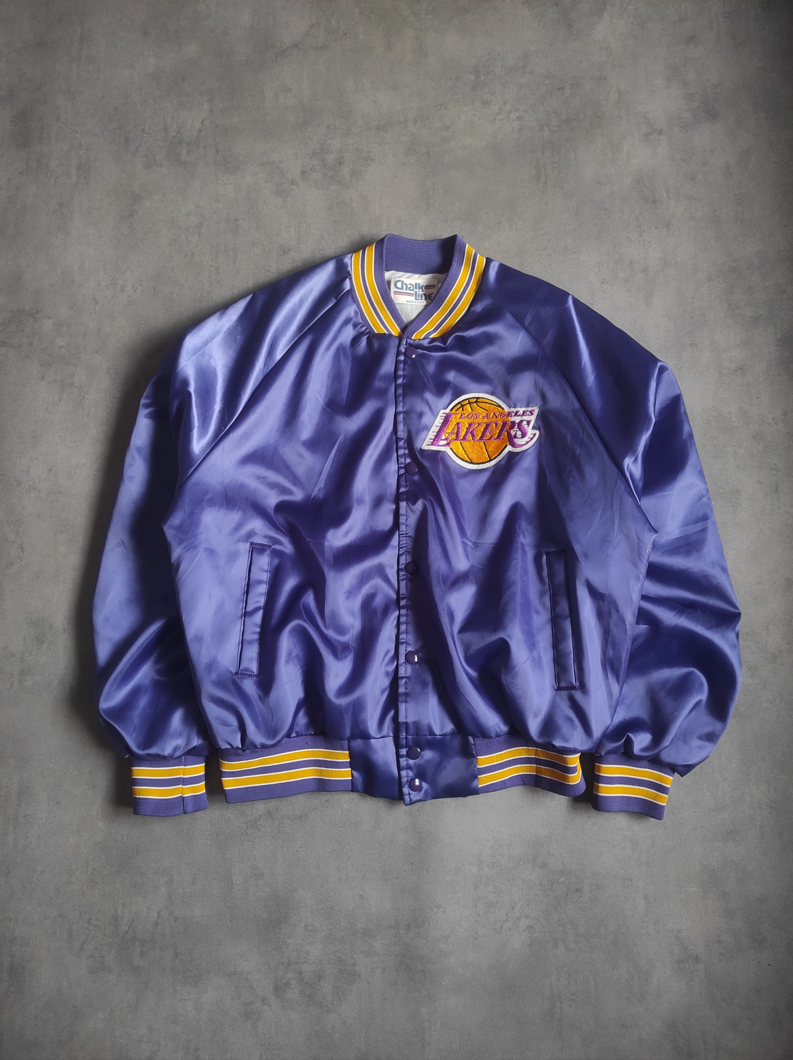 NBA Vintage Chalk Line NBA Los Angeles Lakers Bomber Jacket USA Size US L / EU 52-54 / 3 - 1 Thumbnail