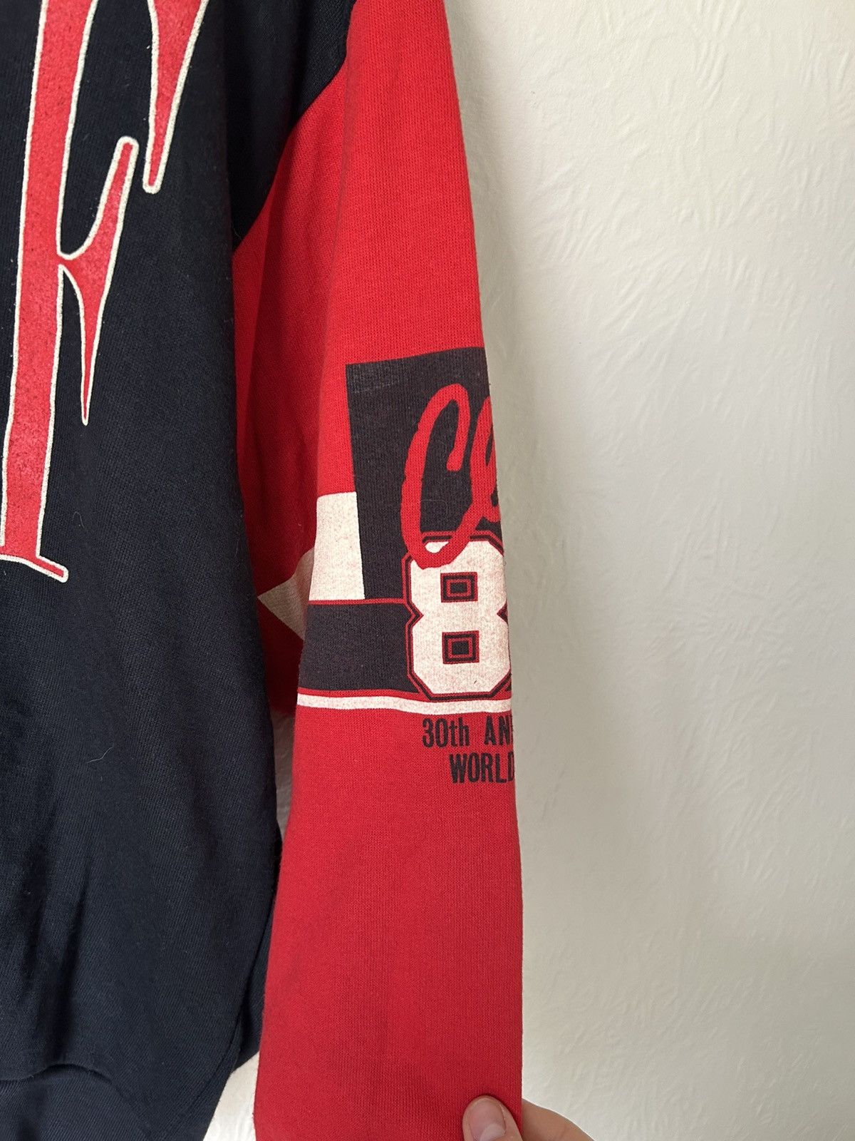 Other vintage Cliff Richard "30th Anniversary" concert sweatshirt Size M / US 6-8 / IT 42-44 - 3 Thumbnail