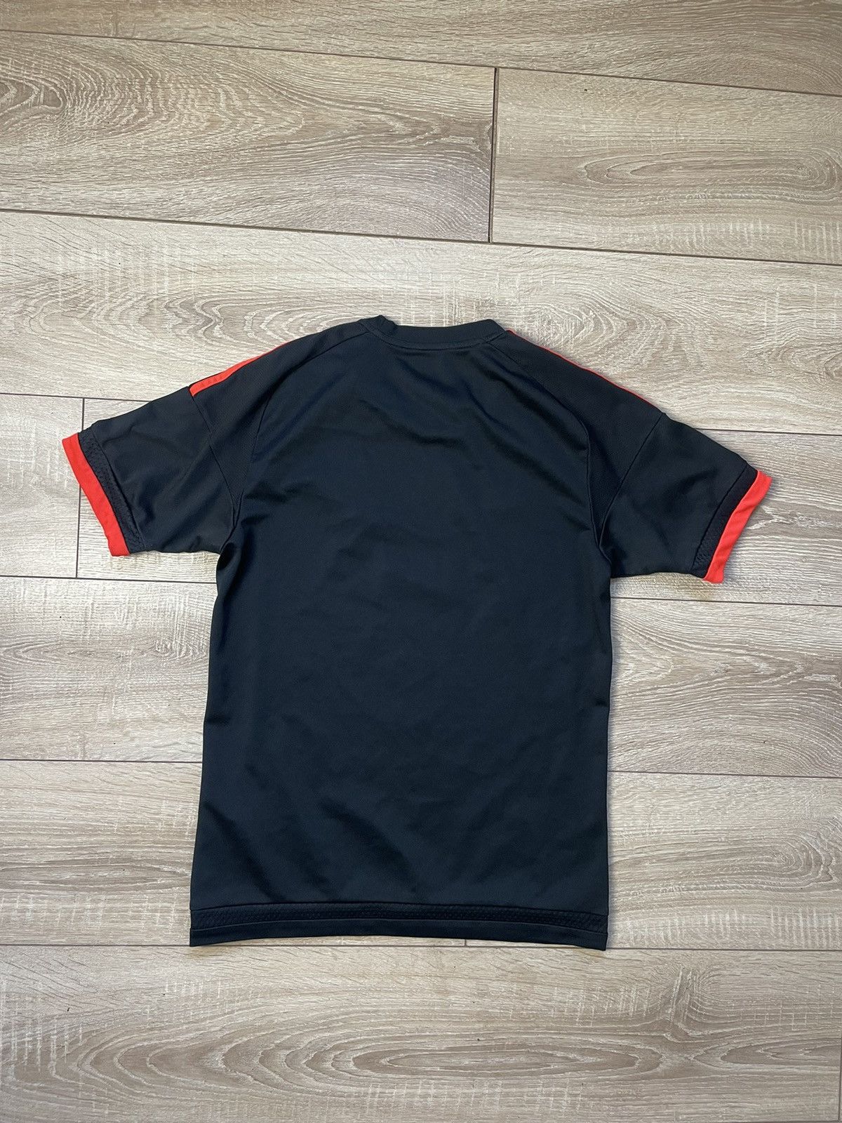 Adidas Adidas Manchester United 2015 Away Solid Soccer Jersey S Men Size US S / EU 44-46 / 1 - 7 Thumbnail