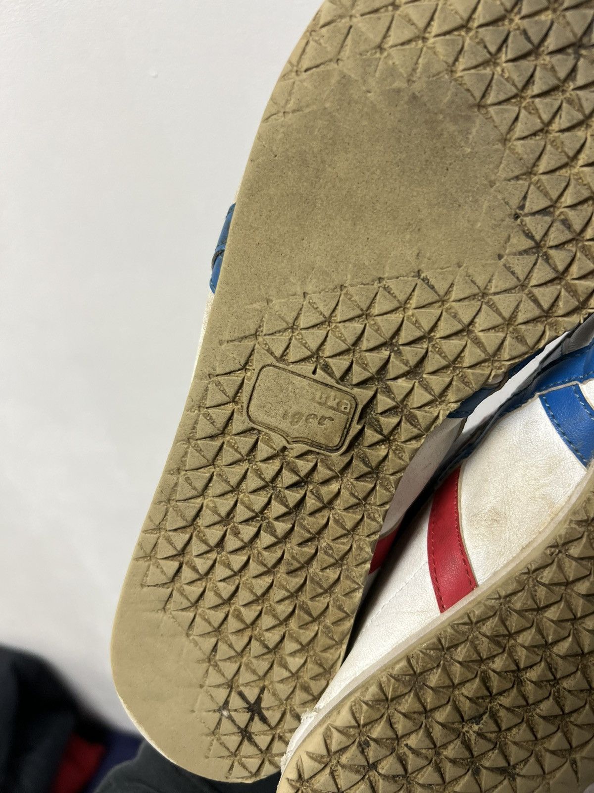 Asics Asics Tiger Onitsuka Sneakers Vintage Y2k Size US 9.5 / EU 42-43 - 6 Thumbnail