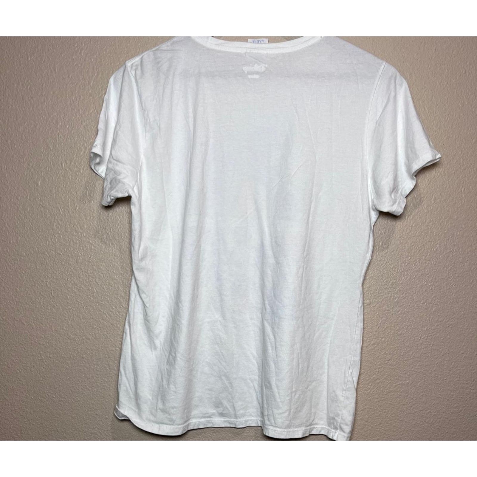 Other 👕 Disney “Mickey & Friends” Graphic T-Shirt – White Size L Size US L / EU 52-54 / 3 - 2 Thumbnail