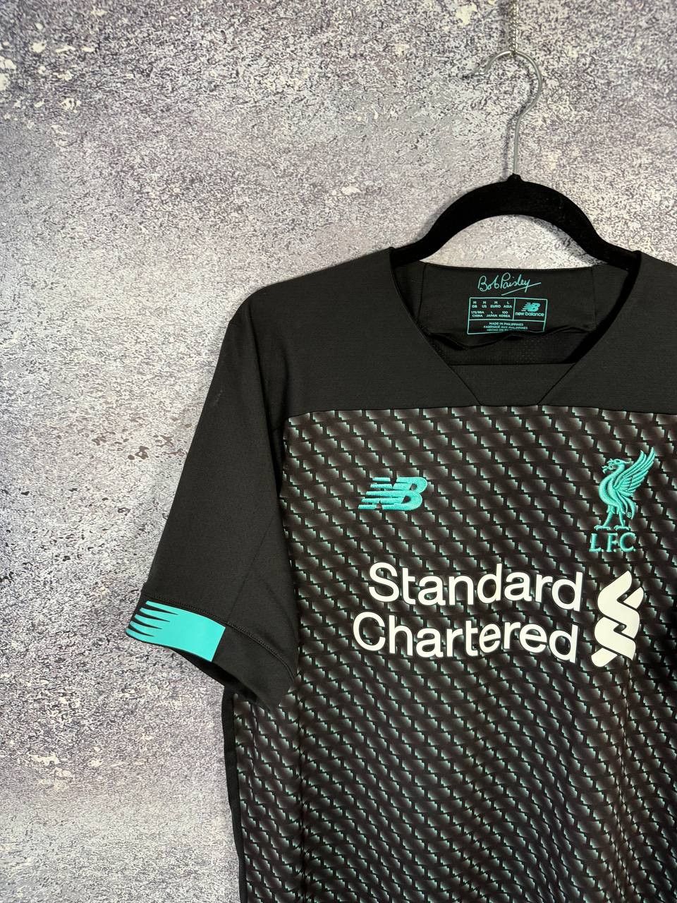 New Balance Vintage Liverpool 2019/20 Third NB Soccer Jersey Medium Size US M / EU 48-50 / 2 - 3 Thumbnail