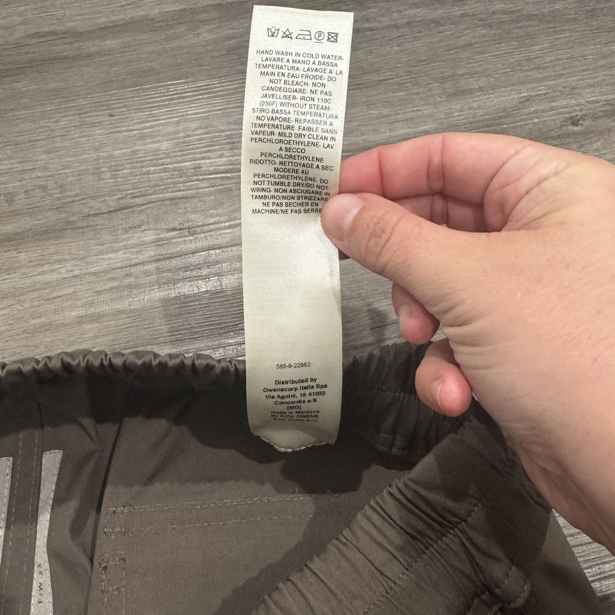 Rick Owens Rick Owens Bauhaus Cargo Drawstring Pants in Dust Size US 40 / EU 56 - 9 Thumbnail