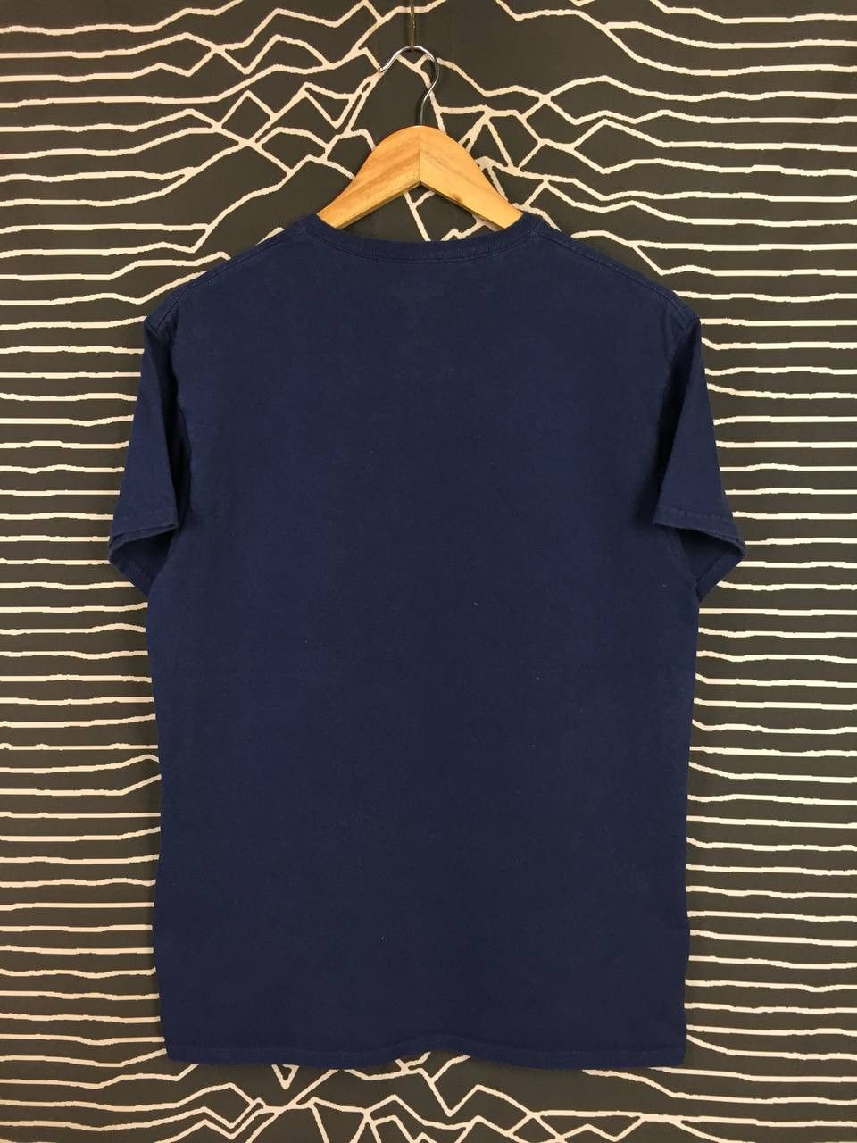 DC Comics DC Comics Six Flags "Always Be Yourself" Superman Quote Tee Size US M / EU 48-50 / 2 - 4 Thumbnail