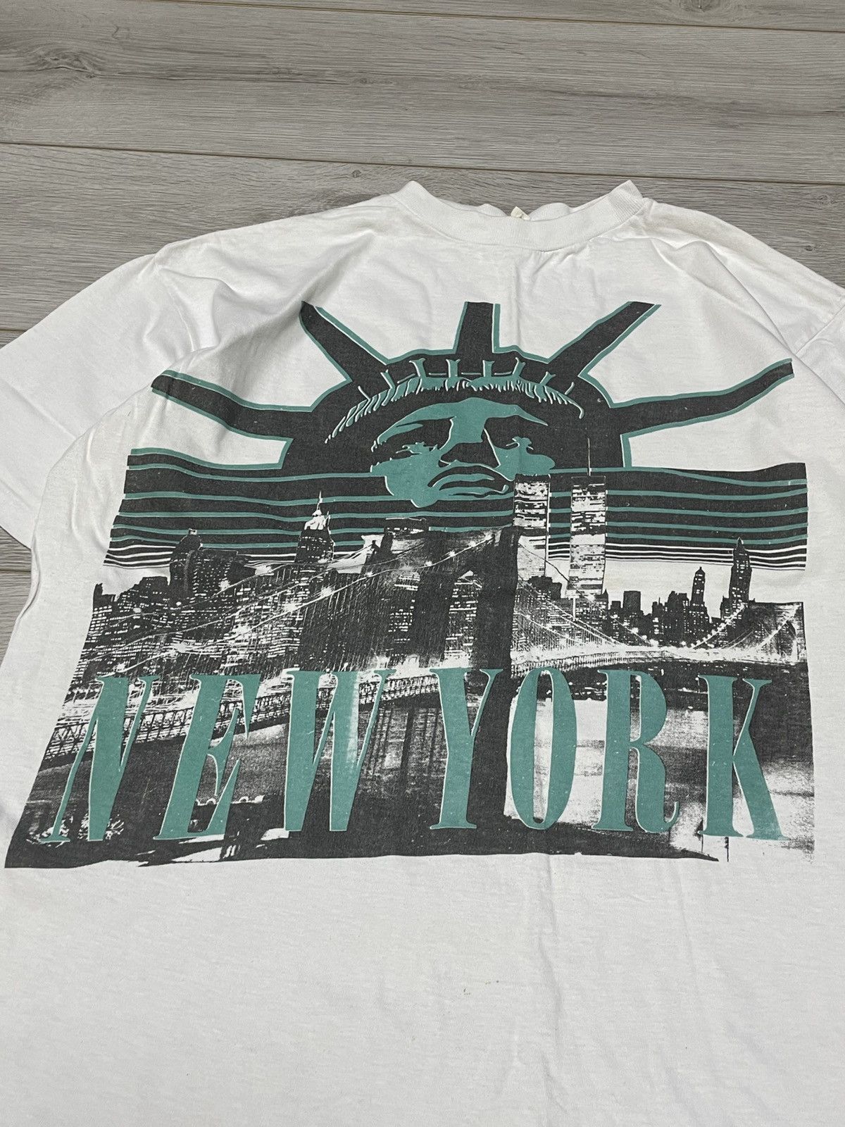 Vintage New York statue of Liberty vintage big graphic tee shirt Size US XL / EU 56 / 4 - 3 Thumbnail