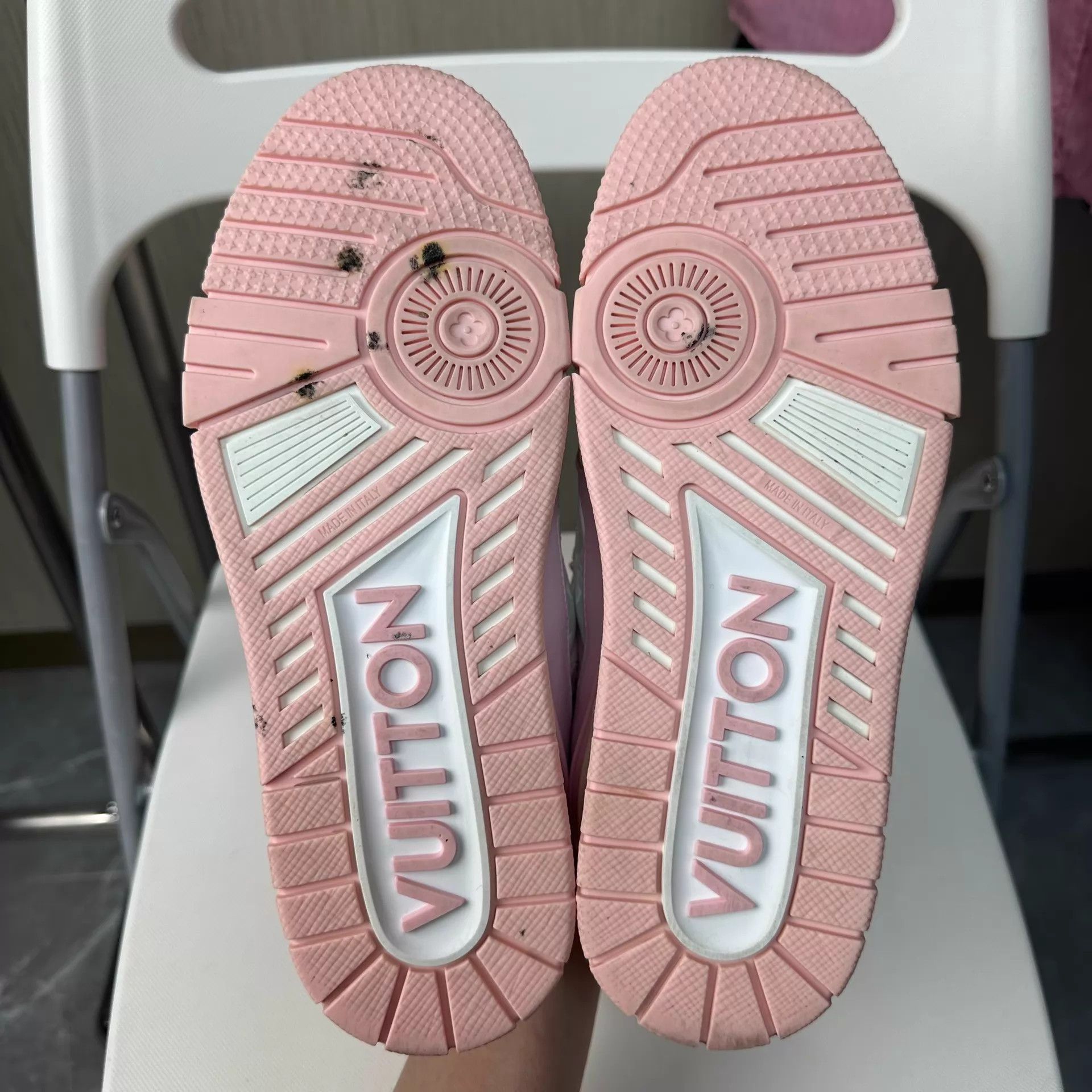 Louis Vuitton LV Trainer Leather Low-Top Sneaker Unisex Rose Pink Size 38 Size US 7.5 / IT 37.5 - 8 Thumbnail