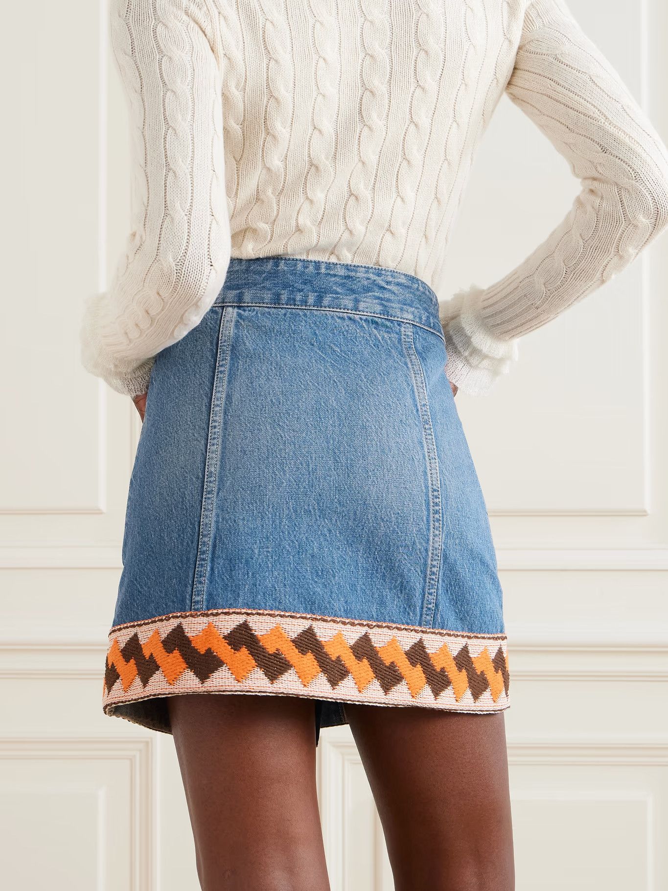 Valentino o1y0326 Denim Mini Skirt in Blue Size 28" / US 6 / IT 42 - 4 Thumbnail