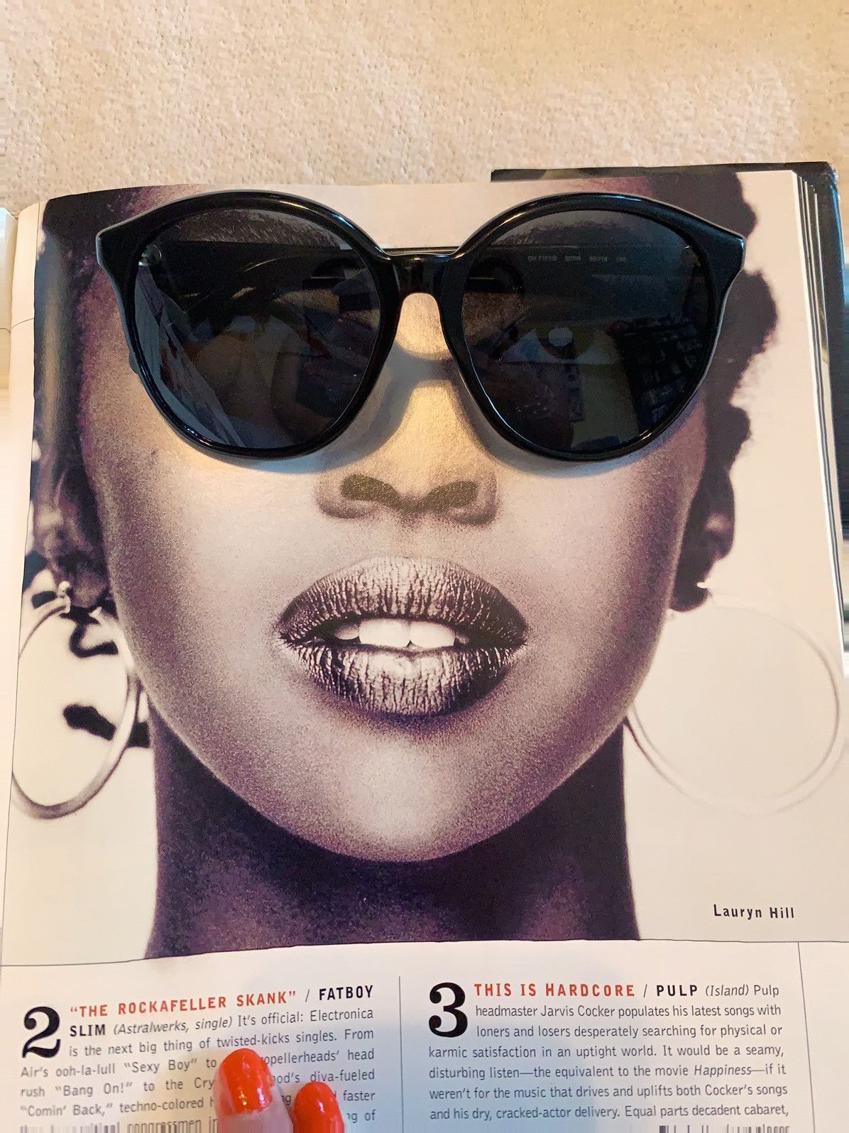 Givenchy GIVENCHY round Sunglasses black GV 7107/S 807IR 56 18 145 Size ONE SIZE - 9 Thumbnail