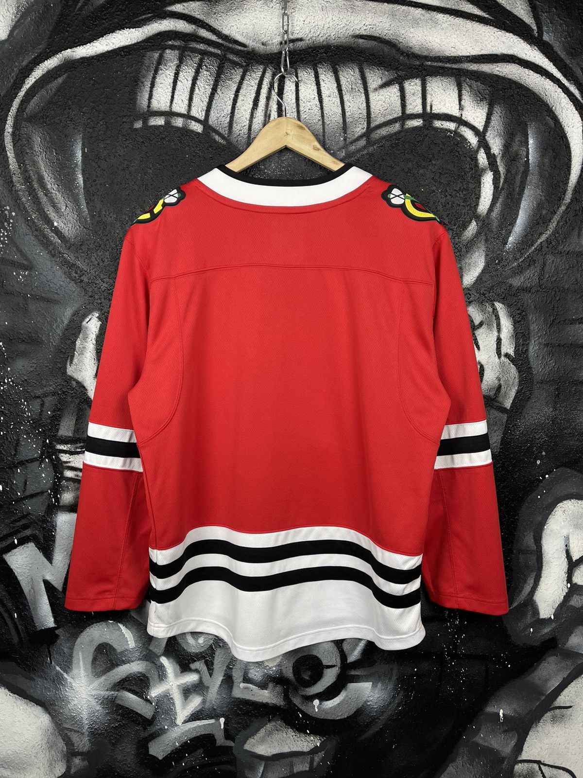 NHL Chicago Blackhawks NHL Fanatics Oversized Jersey Size M Size US M / EU 48-50 / 2 - 10 Thumbnail