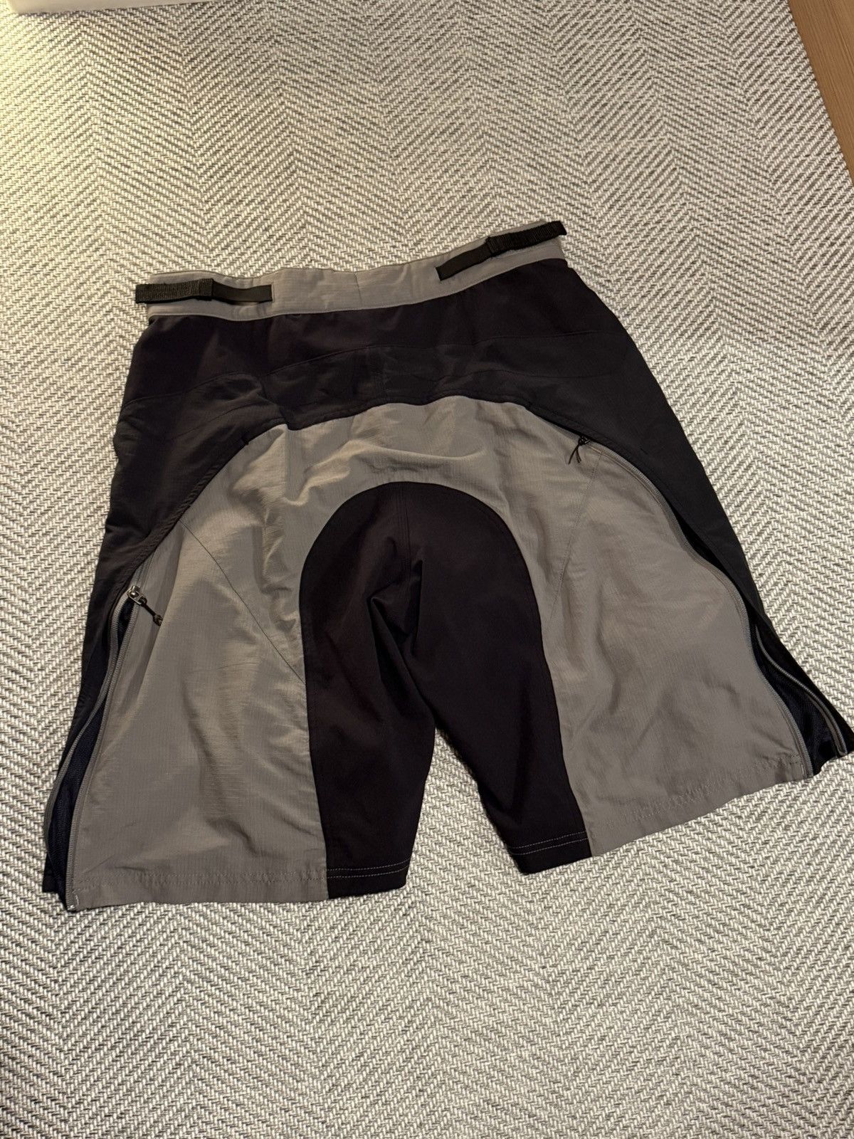 Oakley Oakley 00s SOFTWARE TACTICAL SHORTS PANTS Size US 32 / EU 48 - 6 Thumbnail