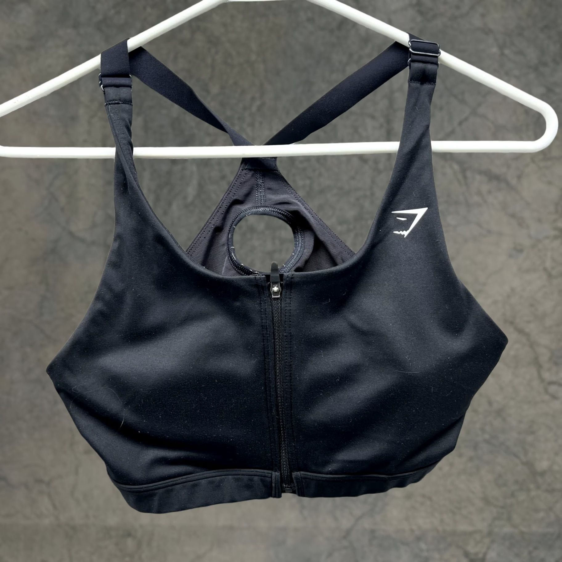 Gymshark Gymshark Sports Bra Womens Medium Black Zip Front Crossback Athletic Yoga Gym Size ONE SIZE - 1 Thumbnail