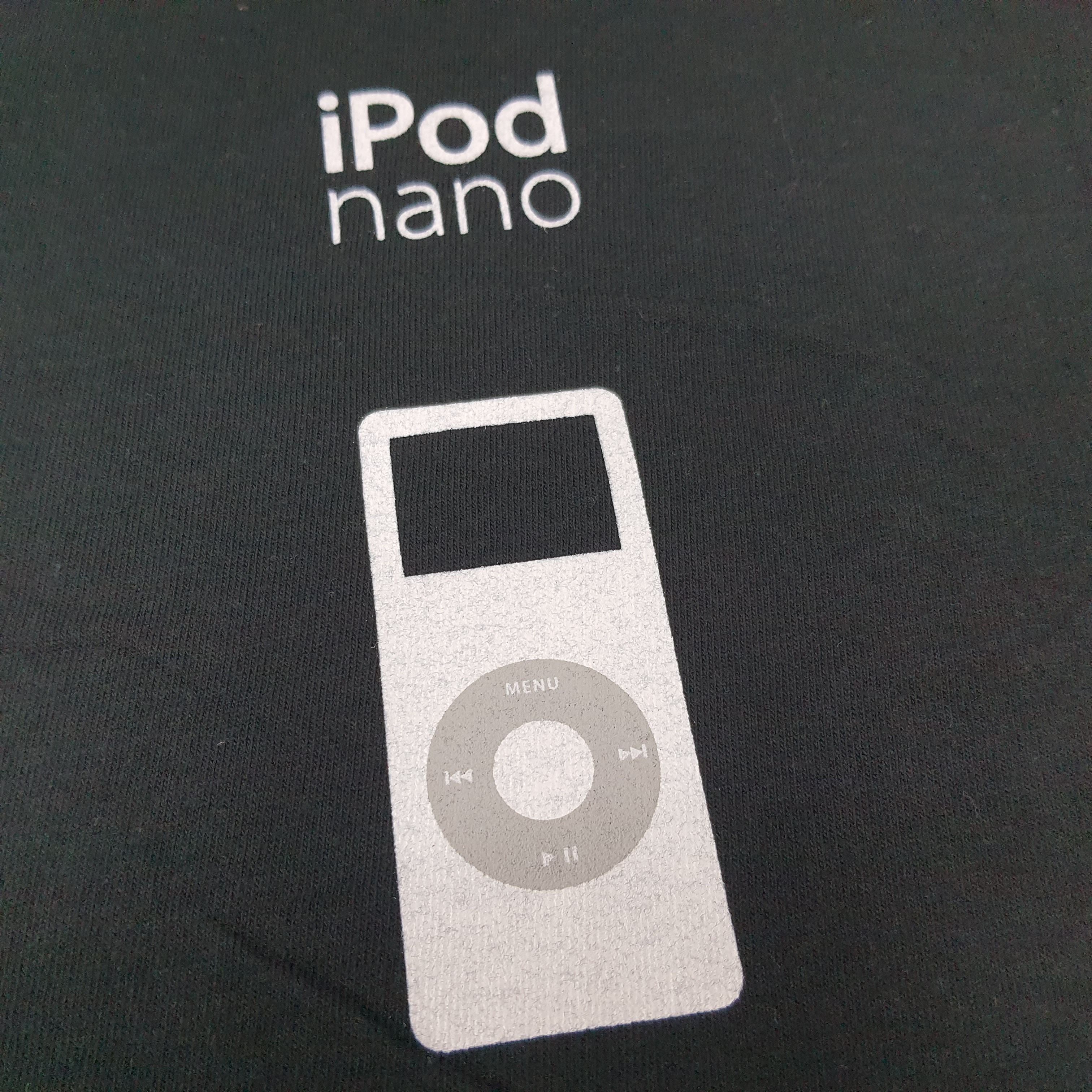 Apple Vintage Apple iPod nano Product Tshirt C249N10 Size US L / EU 52-54 / 3 - 2 Thumbnail