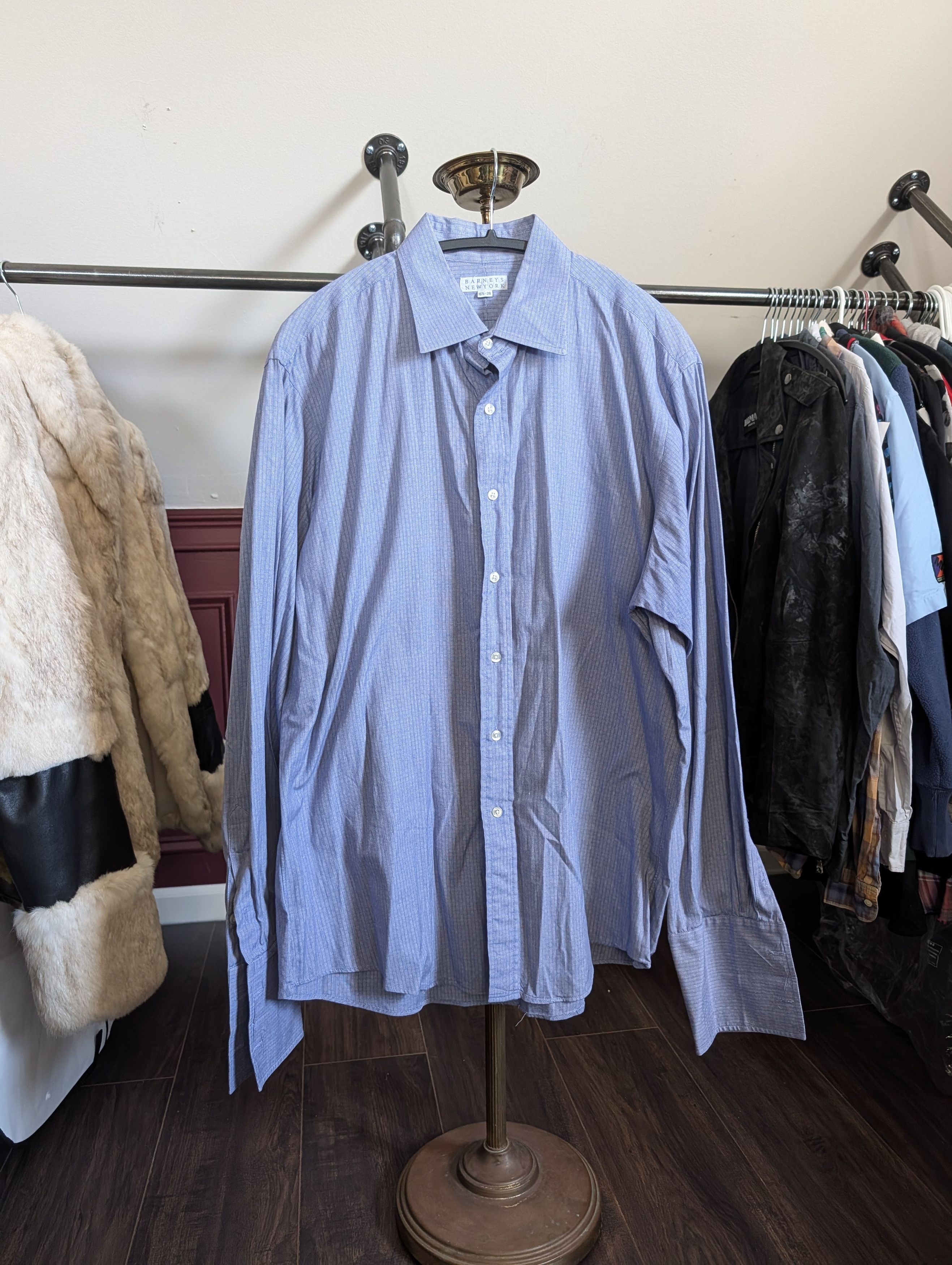 Barneys New York VTG blue patterned made in USA cotton French cuff shirt Size US XL / EU 56 / 4 - 1 Thumbnail