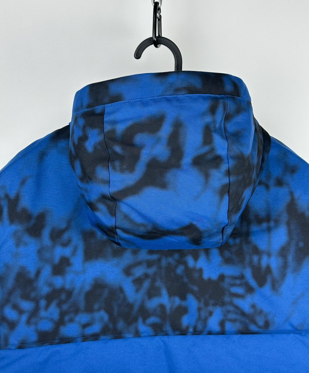 Adidas Adidas FC Arsenal Down Jacket Hooded Blue/Black/Pink Size L Size US L / EU 52-54 / 3 - 7 Thumbnail