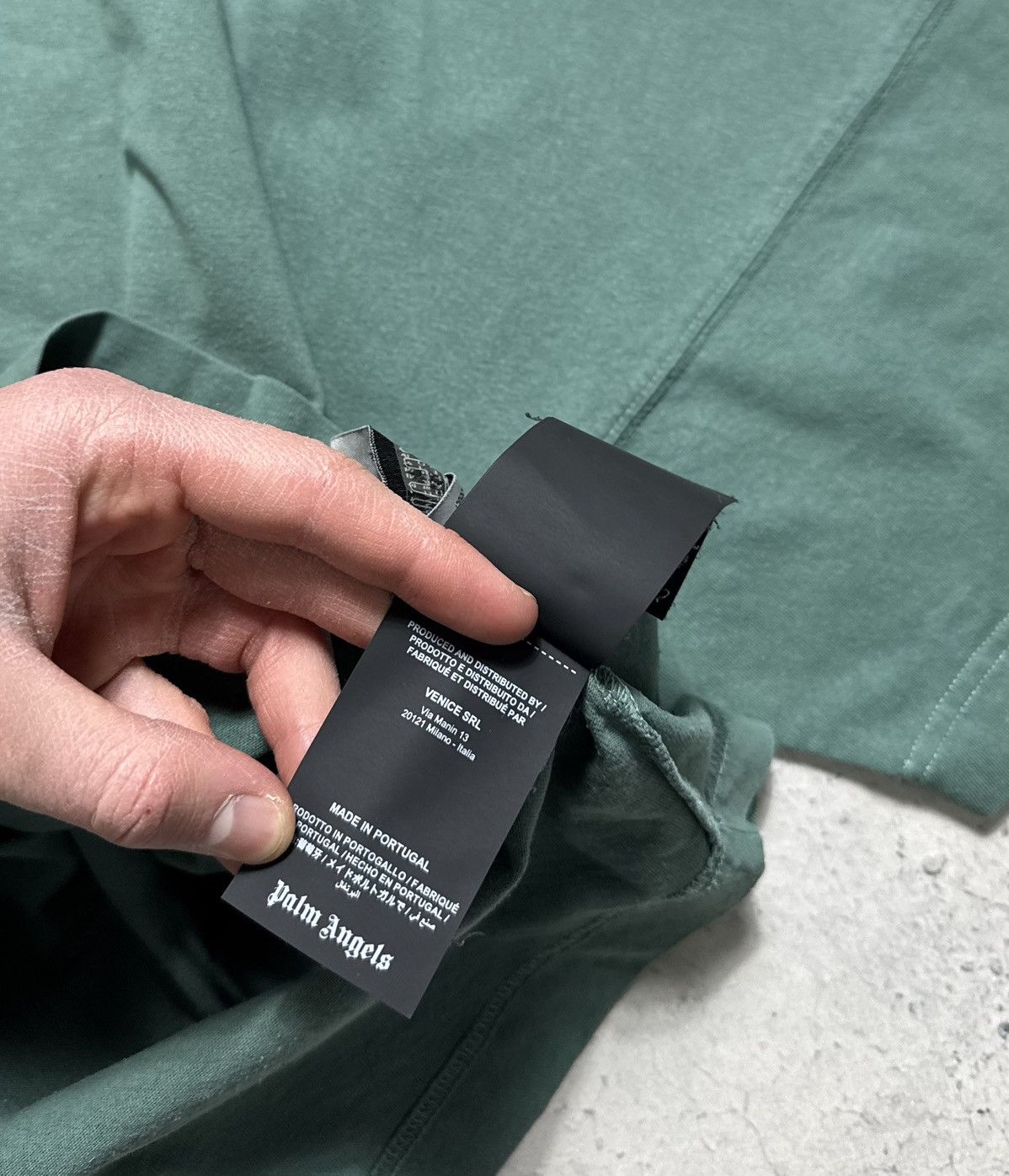 Palm Angels Palm Angels Oversize Big Logo T-Shirt Luxury Size S Size US S / EU 44-46 / 1 - 12 Thumbnail