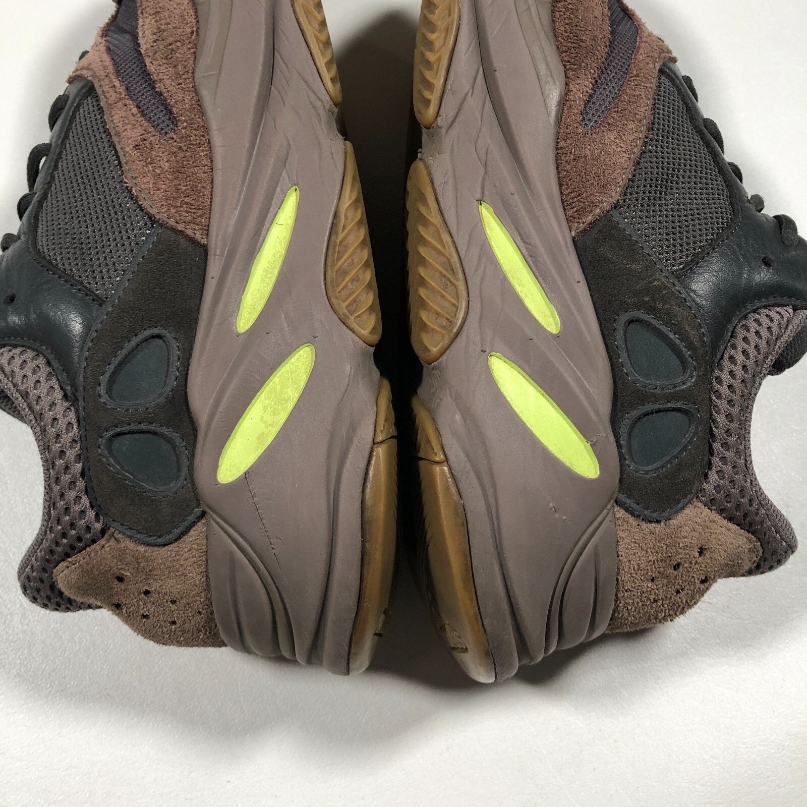 Adidas adidas Yeezy Boost 700 Mauve Sneakers Size 10 Pre Owned Size US 10 / EU 43 - 9 Thumbnail