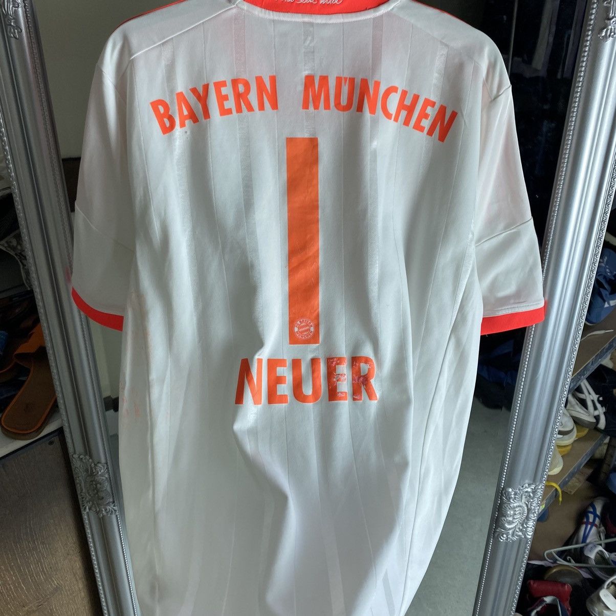Adidas Vintage Adidas Germany 1 Neuer Rare Soccer Jersey Blokecore Size US L / EU 52-54 / 3 - 3 Thumbnail