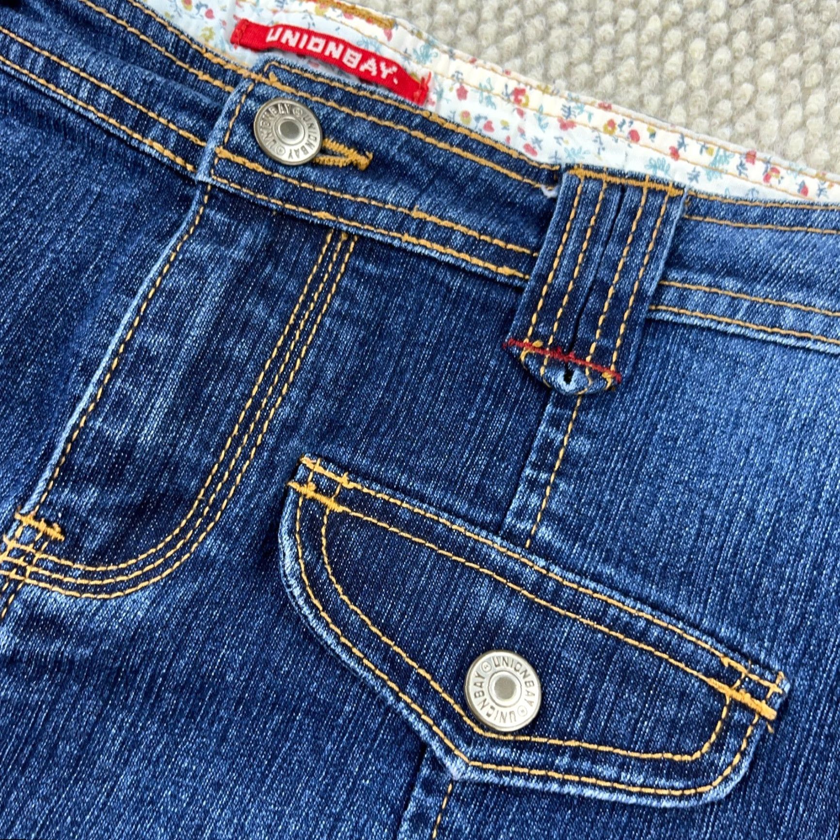 Vintage VINTAGE UNIONBAY Skirt Women 7 Denim Midi Blue A-Line Casual Womens 90s 2000s Reading: Short, Mid Rise, Pockets, Logo Size 28" / US 6 / IT 42 - 4 Thumbnail